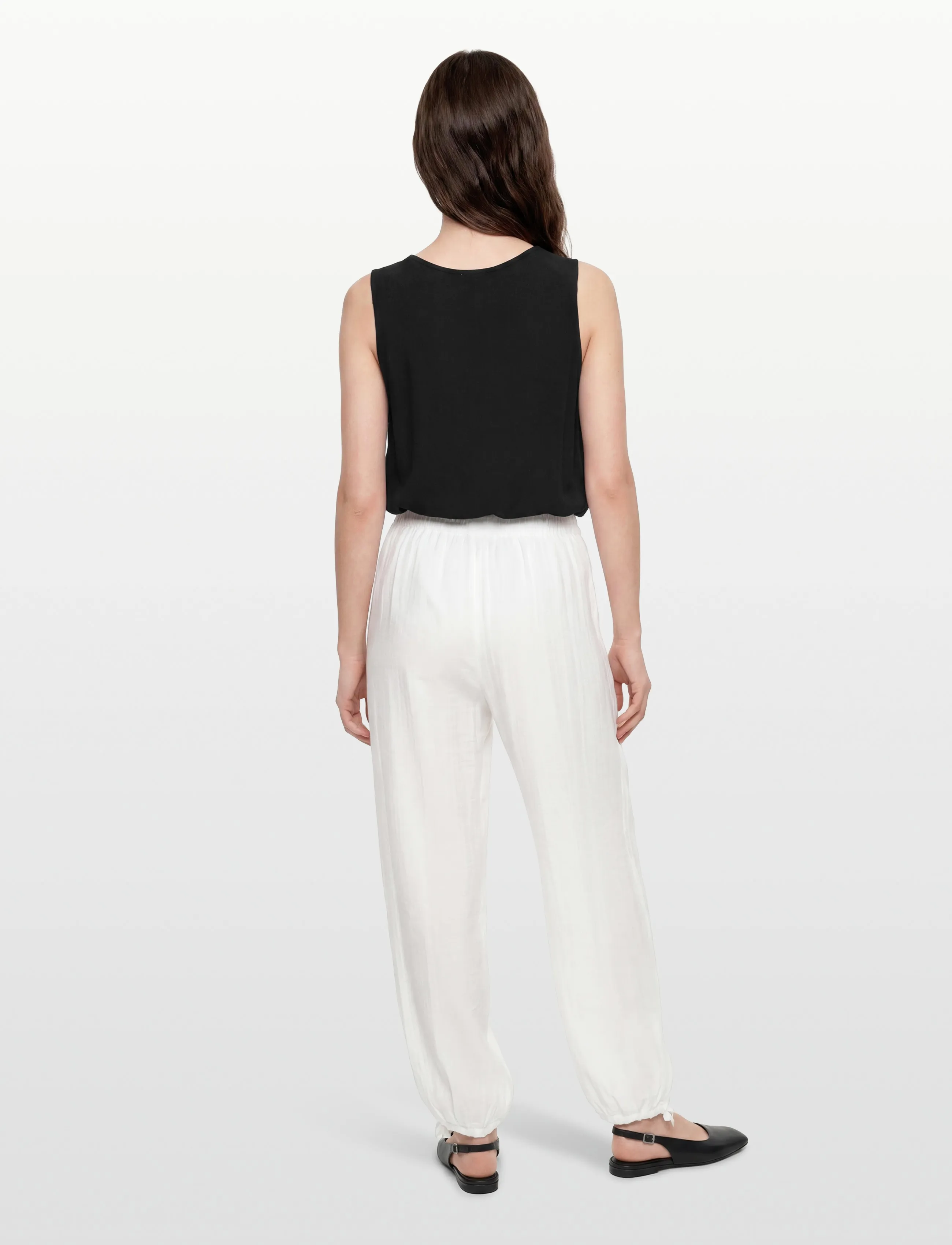 Gina Tricot - Sheer balloon trousers - hosen mit geradem bein - white (1000) - 4