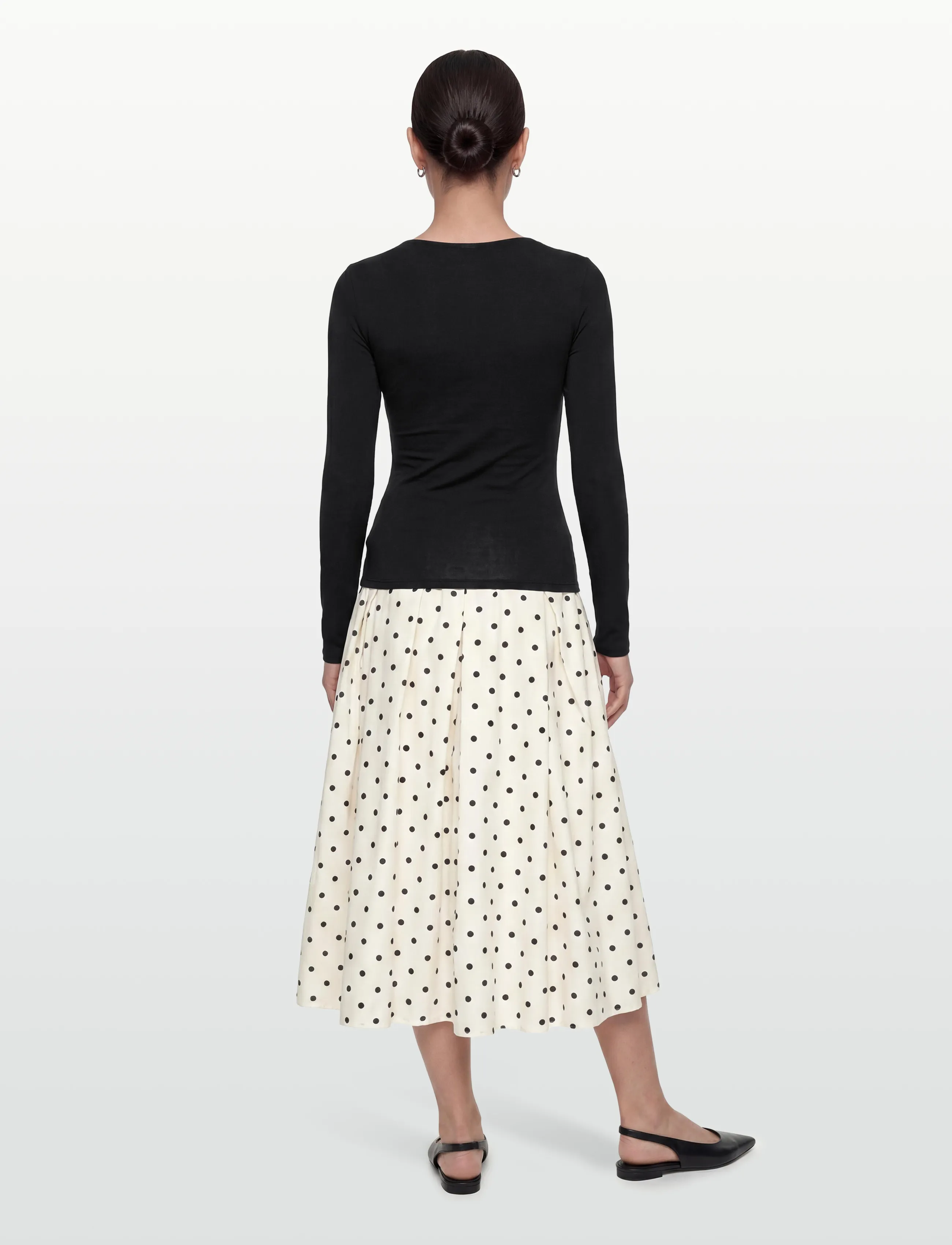 Gina Tricot - Slim fit scoop neck top - langærmede toppe - black (9000) - 4