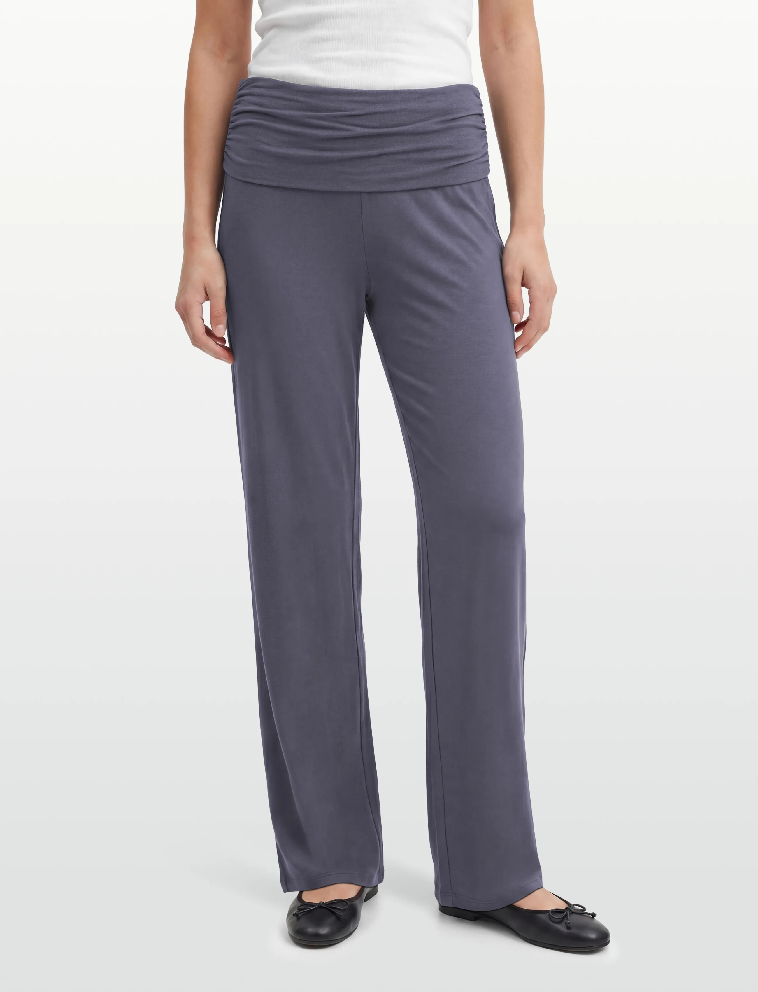 Folded Wide Yoga Trousers 2