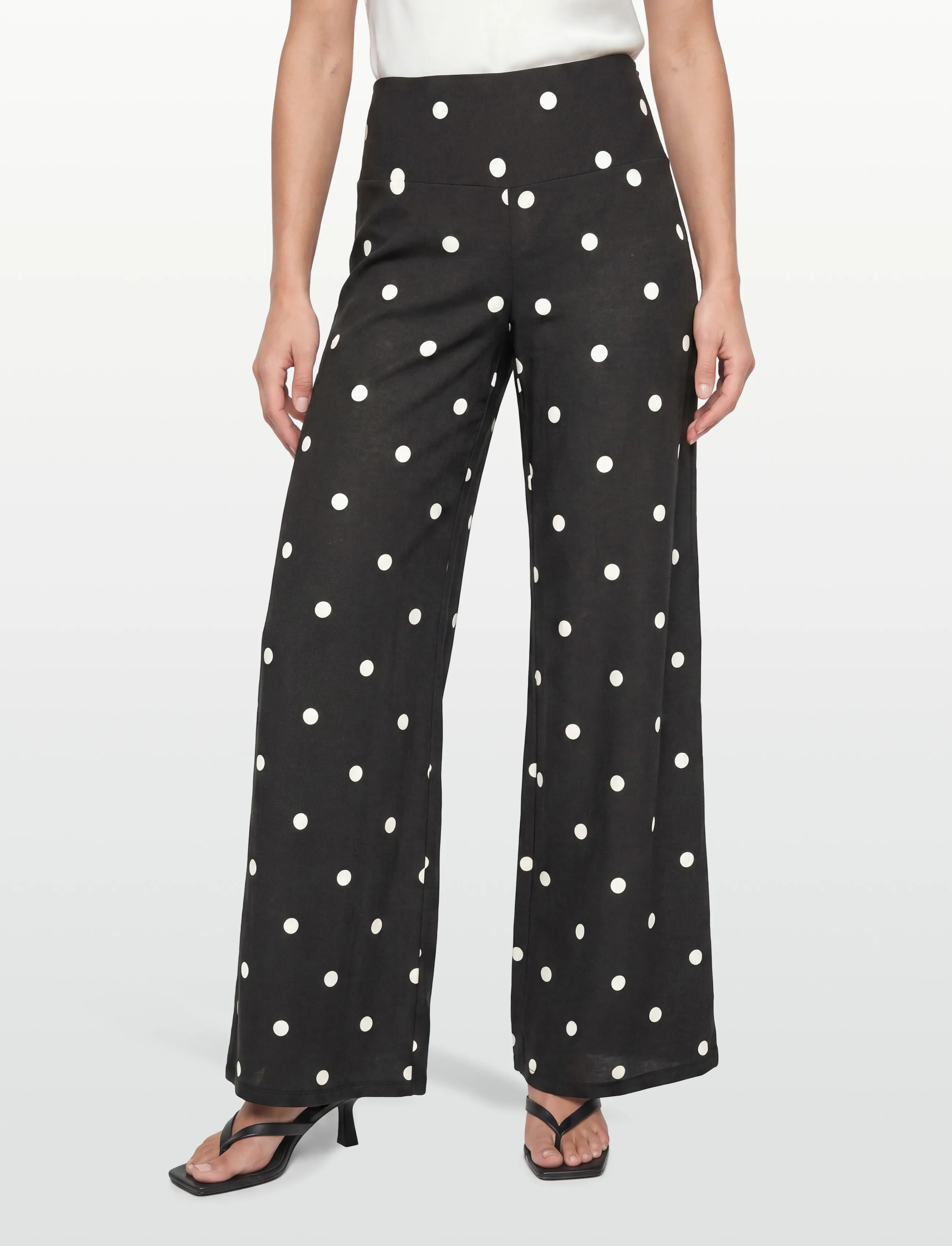 Wide Leg Trousers 2