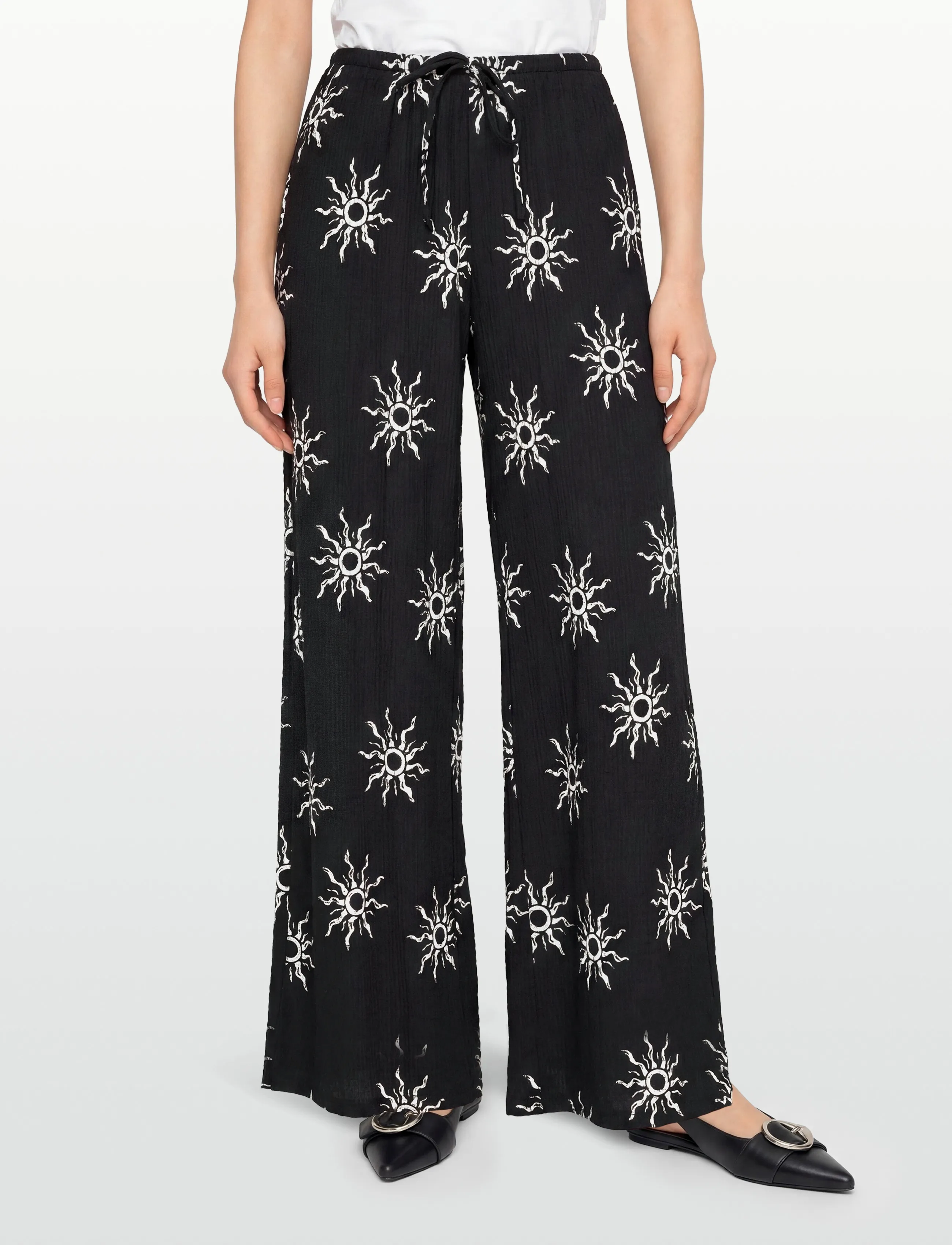 Gina Tricot Textured Wide Trousers mjukisbyxor dam – bild 2