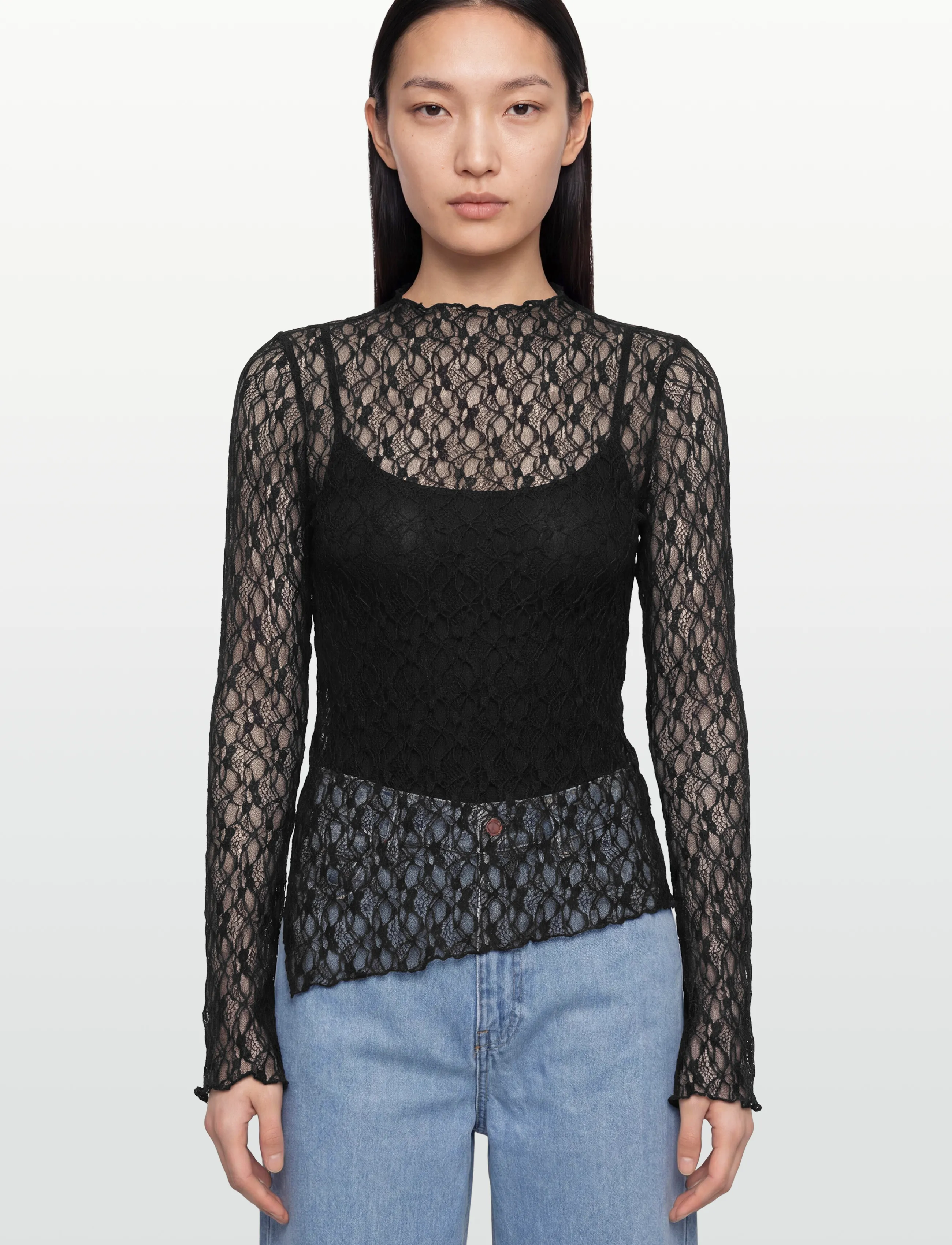 Gina Tricot - Asymmetric lace top - långärmade toppar - black (9000) - 3