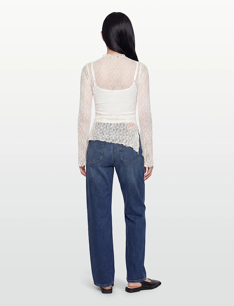 Gina Tricot - Asymmetric lace top - langærmede toppe - offwhite (1420) - 4