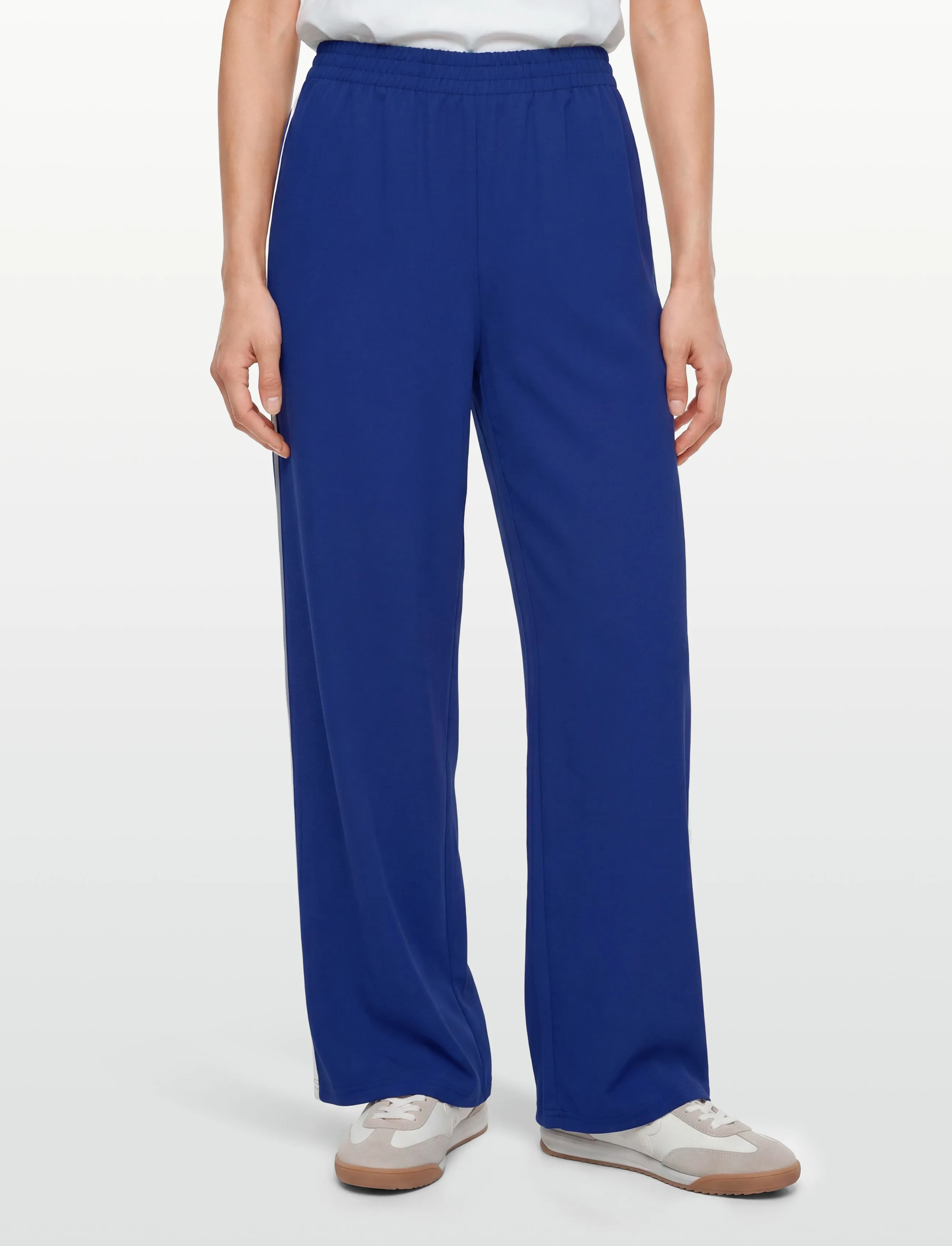 Gina Tricot Sporty Wide Trousers mjukisbyxor dam – bild 2