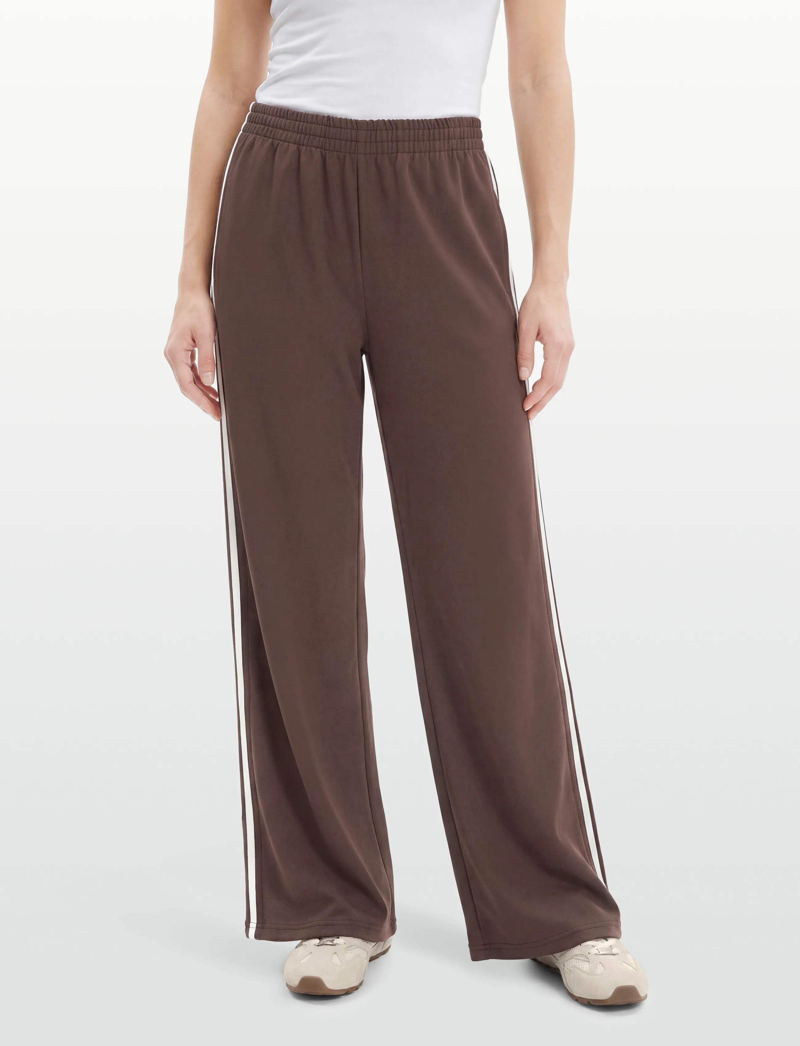 Gina Tricot - Sporty wide trousers - mode trends - mole (7382) - 5
