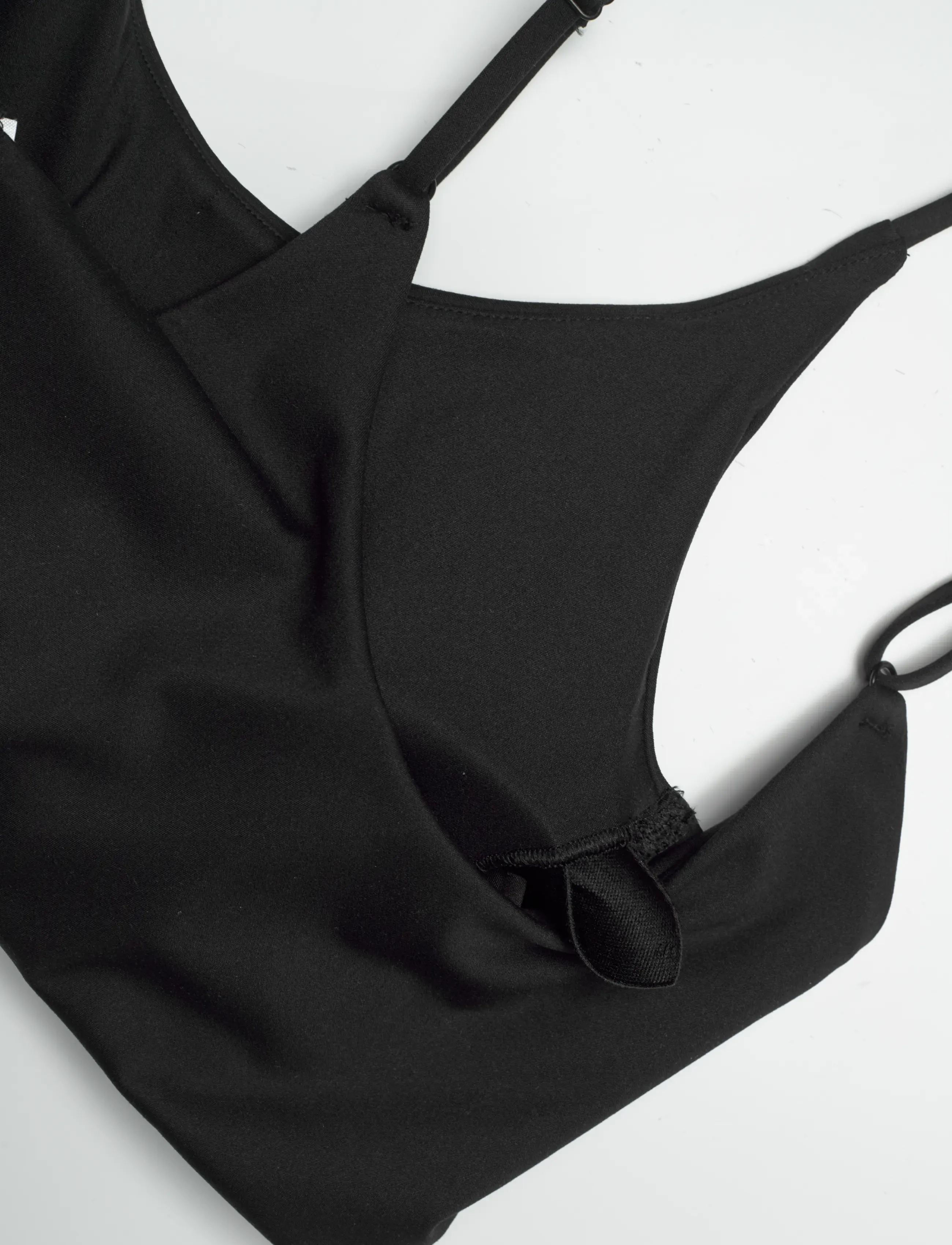 Gina Tricot - Yoga strap top - mjuka bh:ar - black (9000) - 2