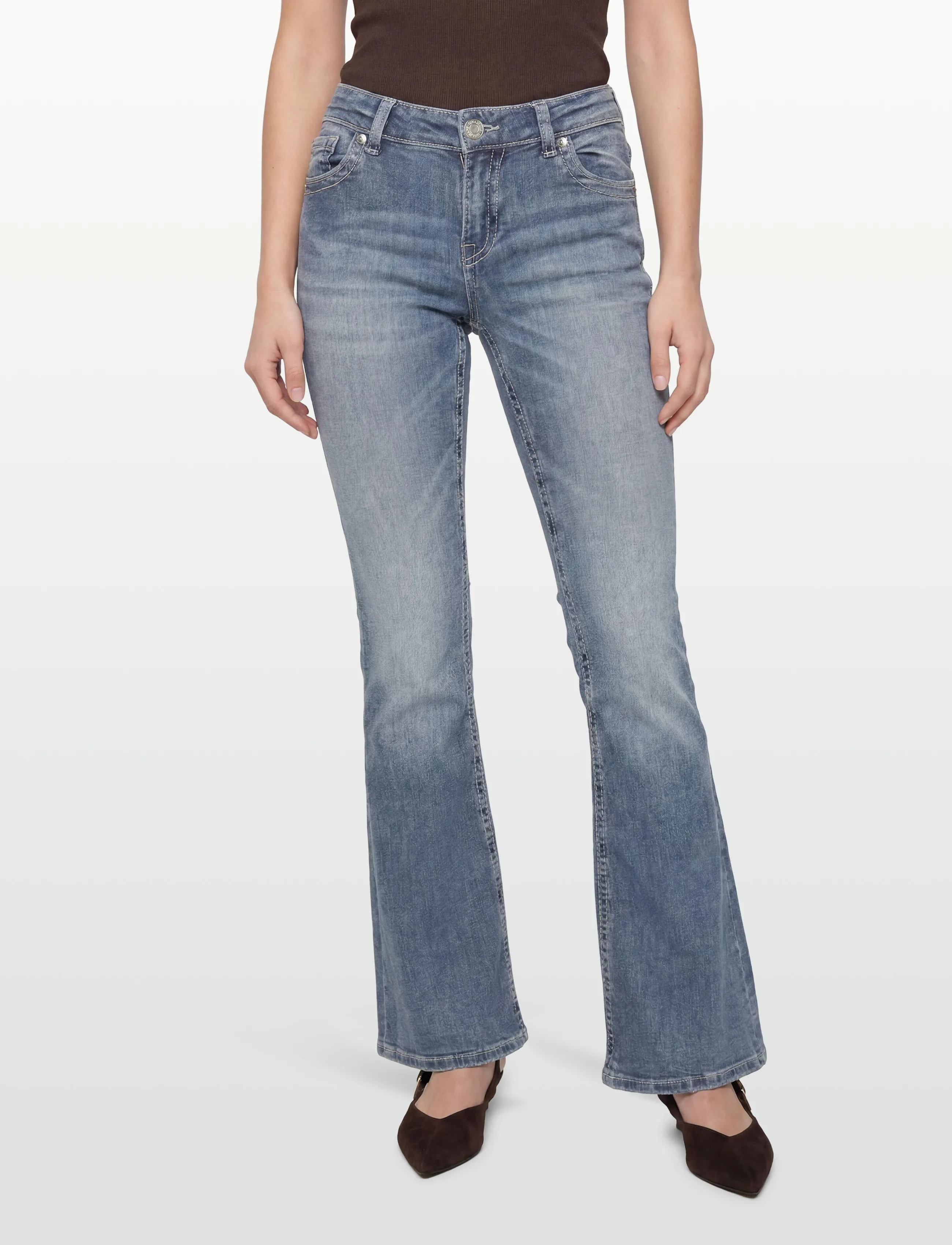 Gina Tricot - Glow rise flare jeans - jeans évasés - mid blue - 3