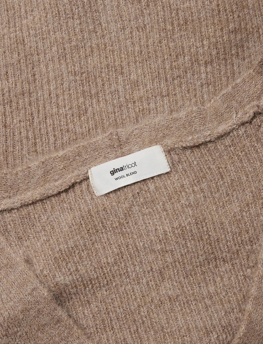 Gina Tricot - Knitted chunky cardigan - koftor - new camel (1538) - 2