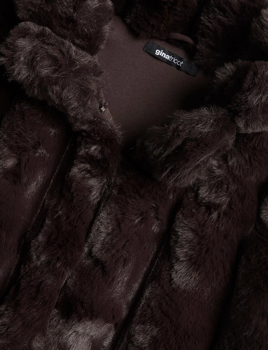 Gina Tricot - Faux fur vest - fleece & teddy vests - mole (7382) - 2