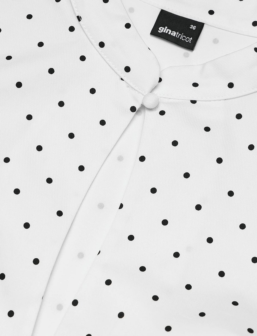 Gina Tricot - Keyhole top - kortærmede bluser - dot print (1039) - 2