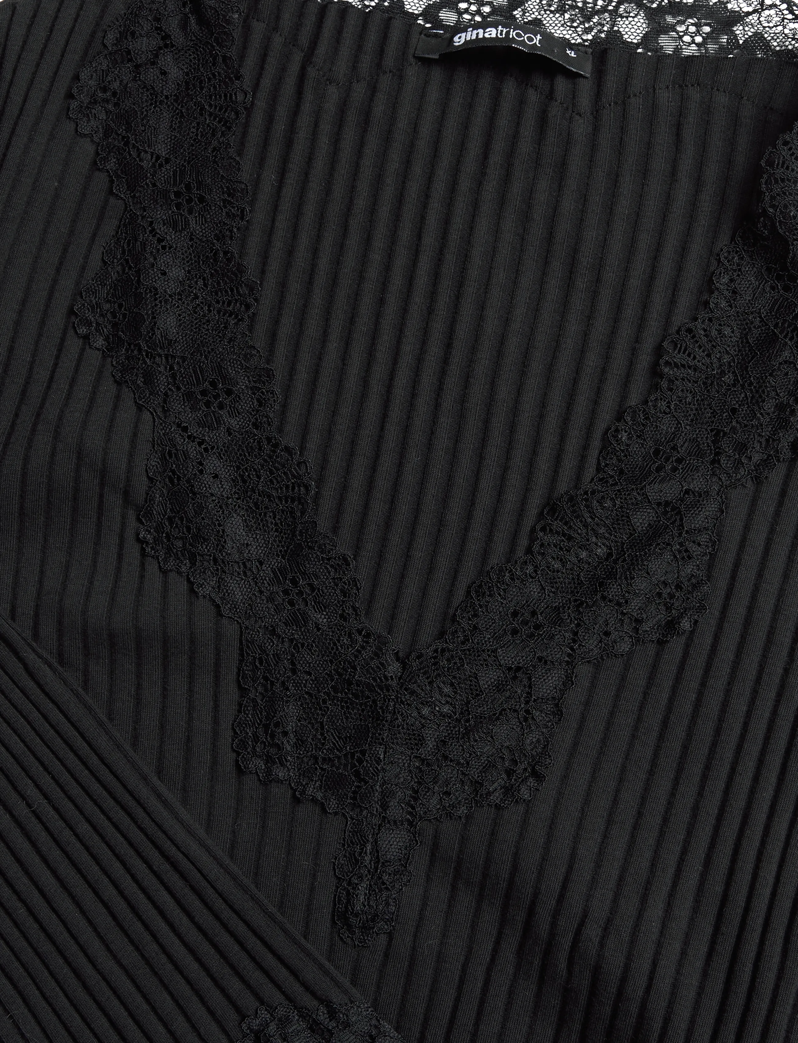 Gina Tricot - Lace detail long sleeve top - striktrøjer - black (9000) - 2
