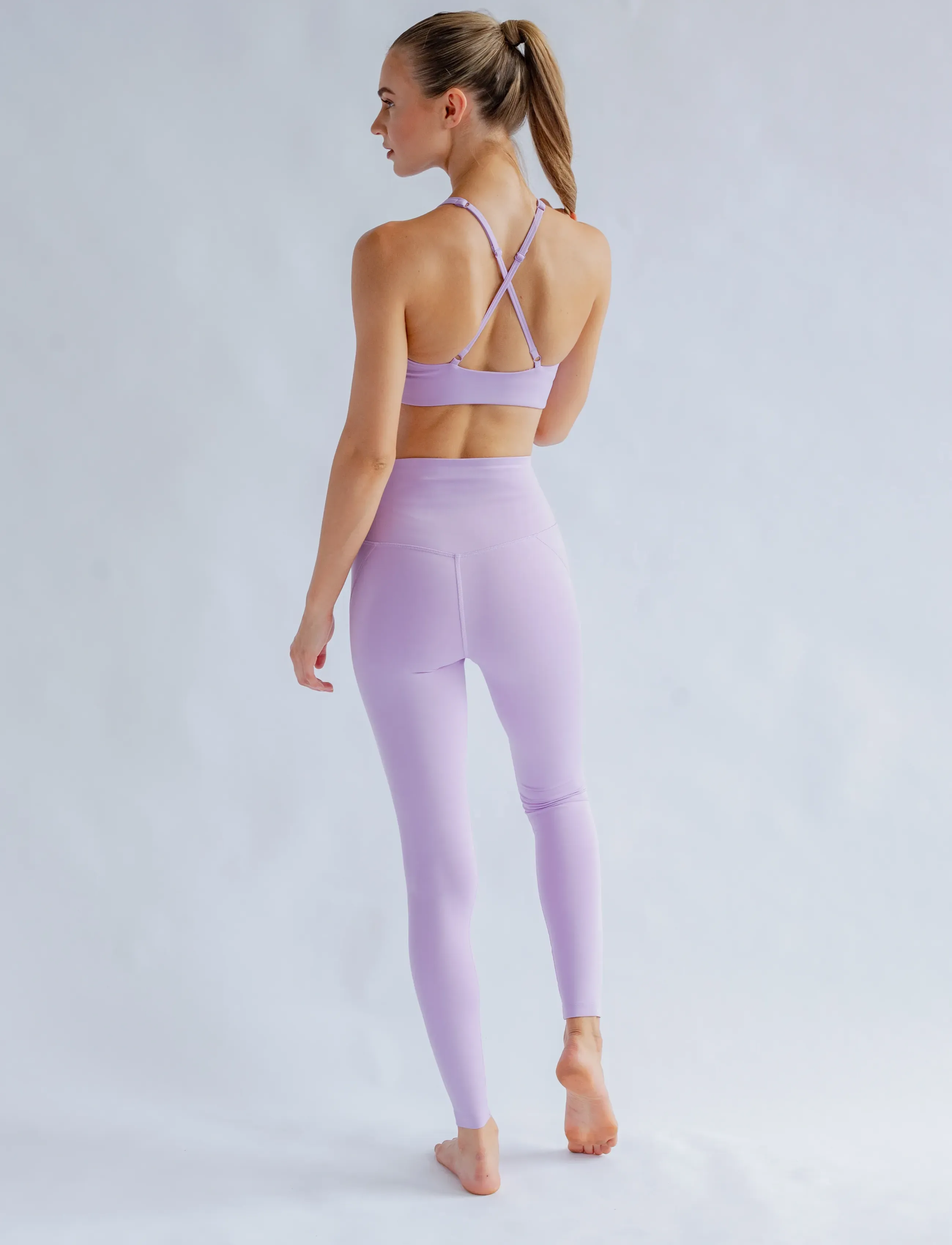 Girlfriend Collective - Topanga Bra, Cross-Back - sports bh'er: medium støtte - lilac - 3