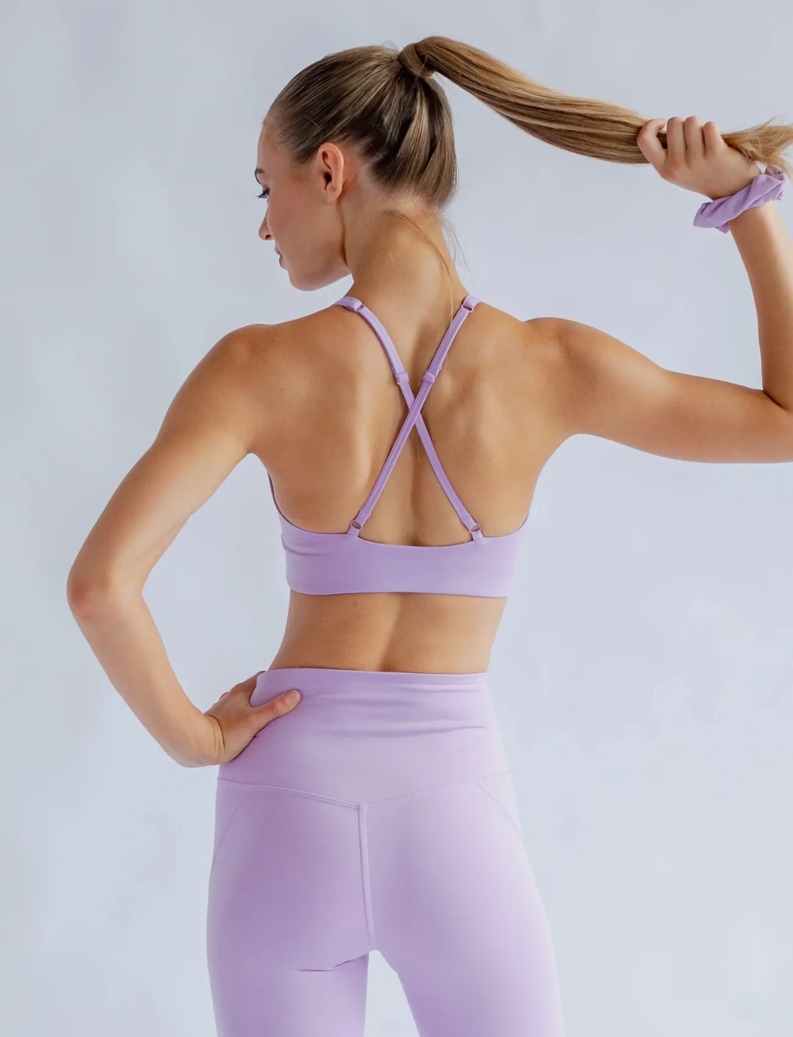 Girlfriend Collective - Topanga Bra, Cross-Back - sports bh'er: medium støtte - lilac - 5