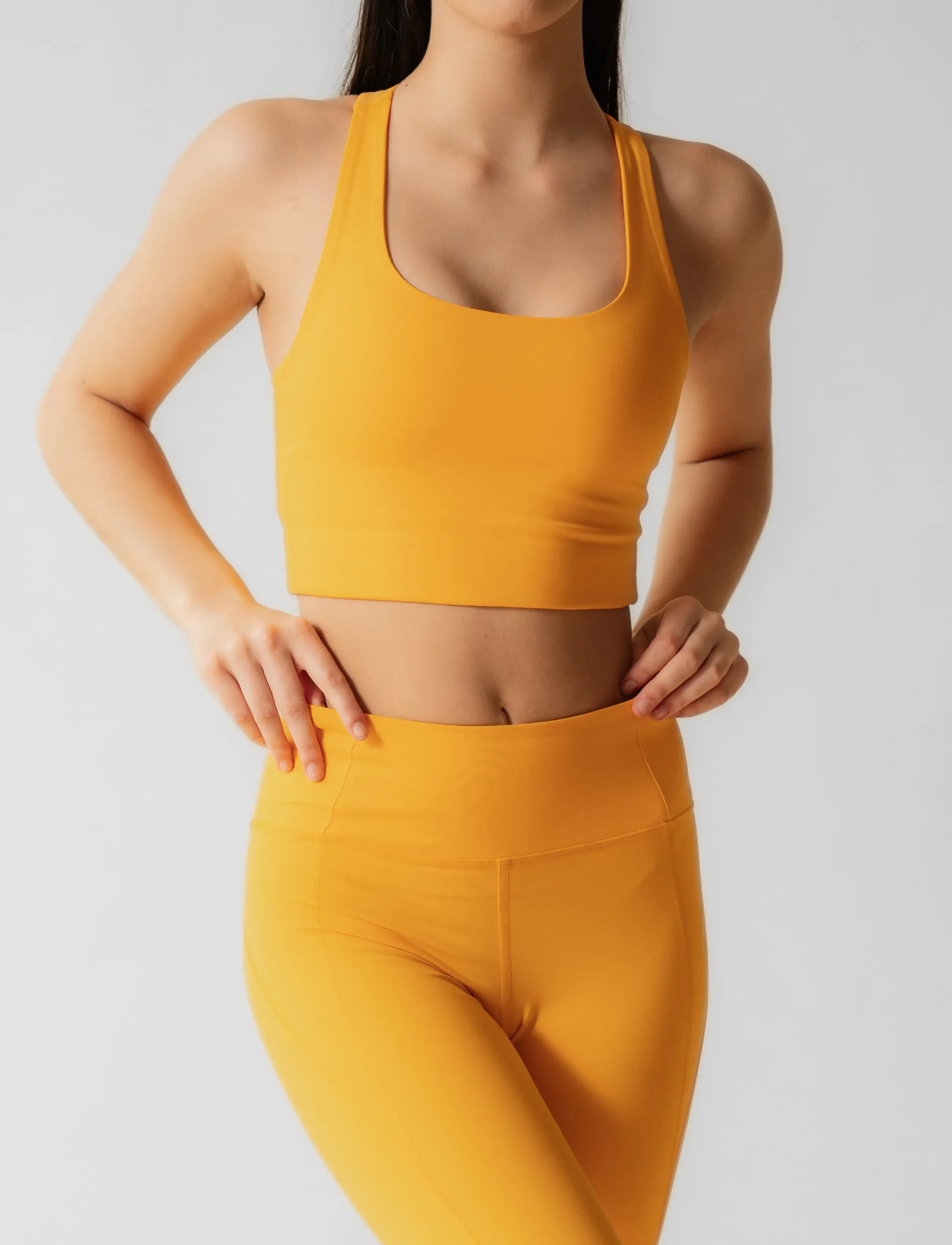 Girlfriend Collective - Paloma Bra - sports bh'er: medium støtte - golden glow - 3