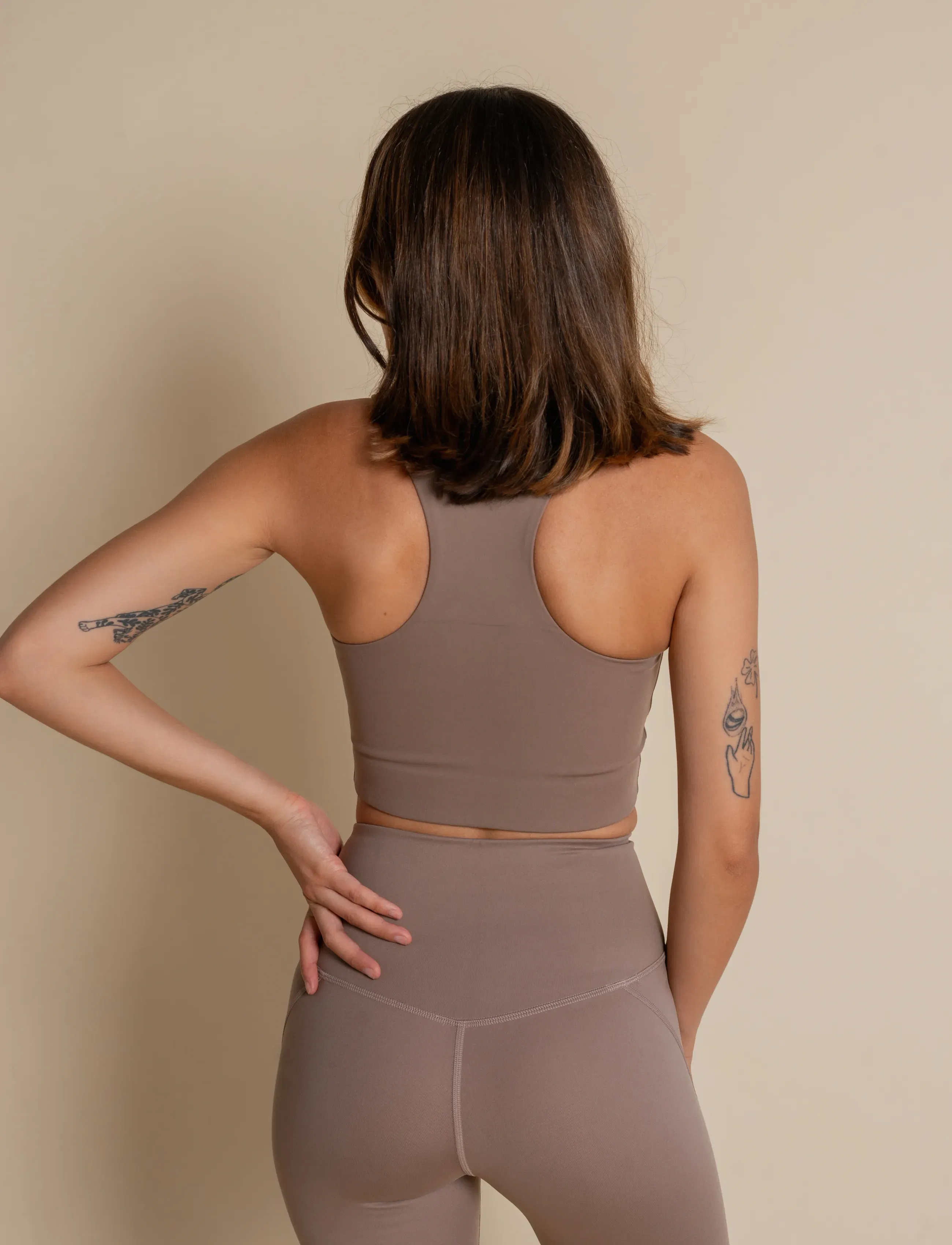 Girlfriend Collective - Paloma Bra - sports bh'er: medium støtte - limestone - 3