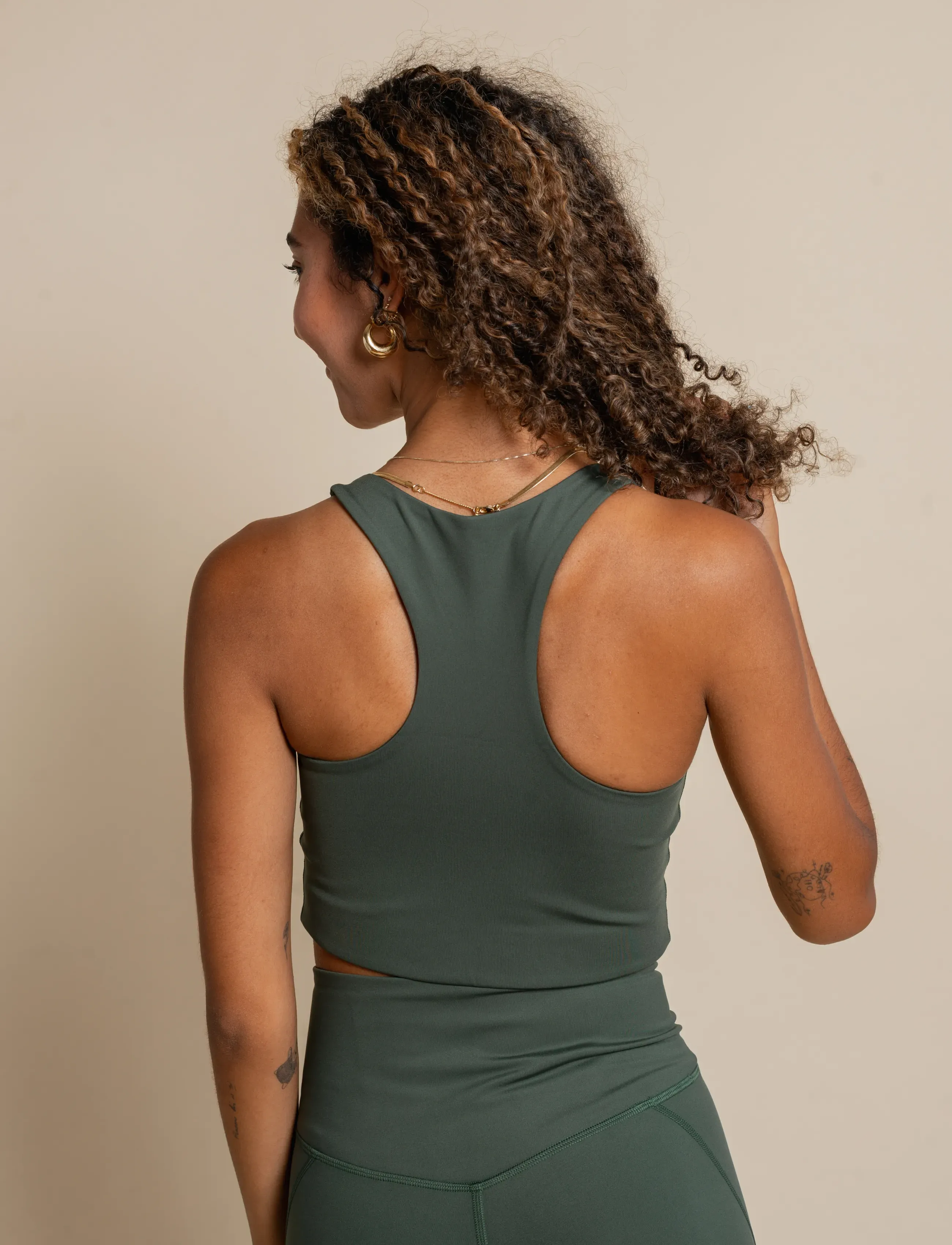 Girlfriend Collective - Paloma Bra - sports bh'er: medium støtte - seaweed - 4