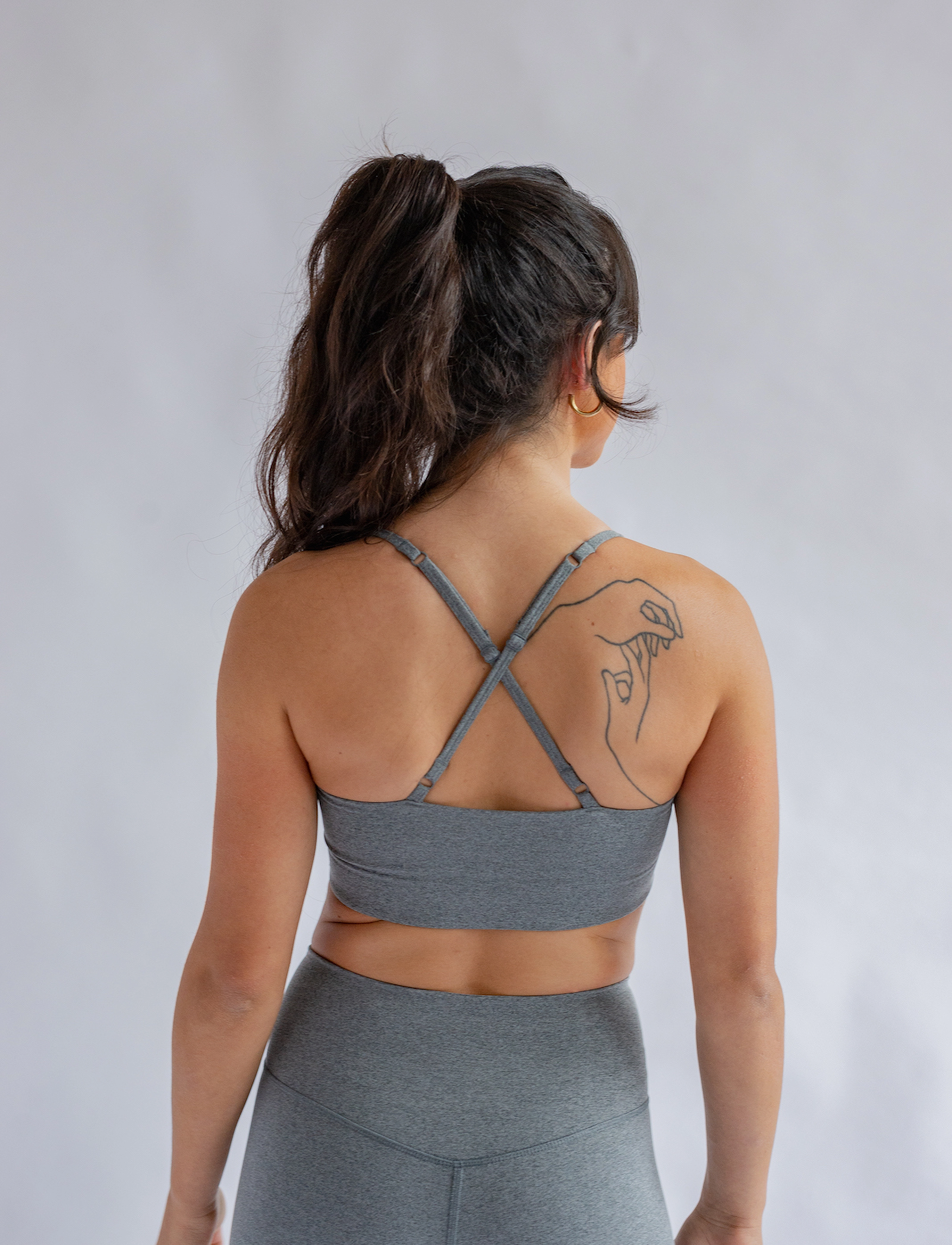 Girlfriend Collective - Float Juliet Strappy Bra - spordirinnahoidjad: madal - heather gravel - 5