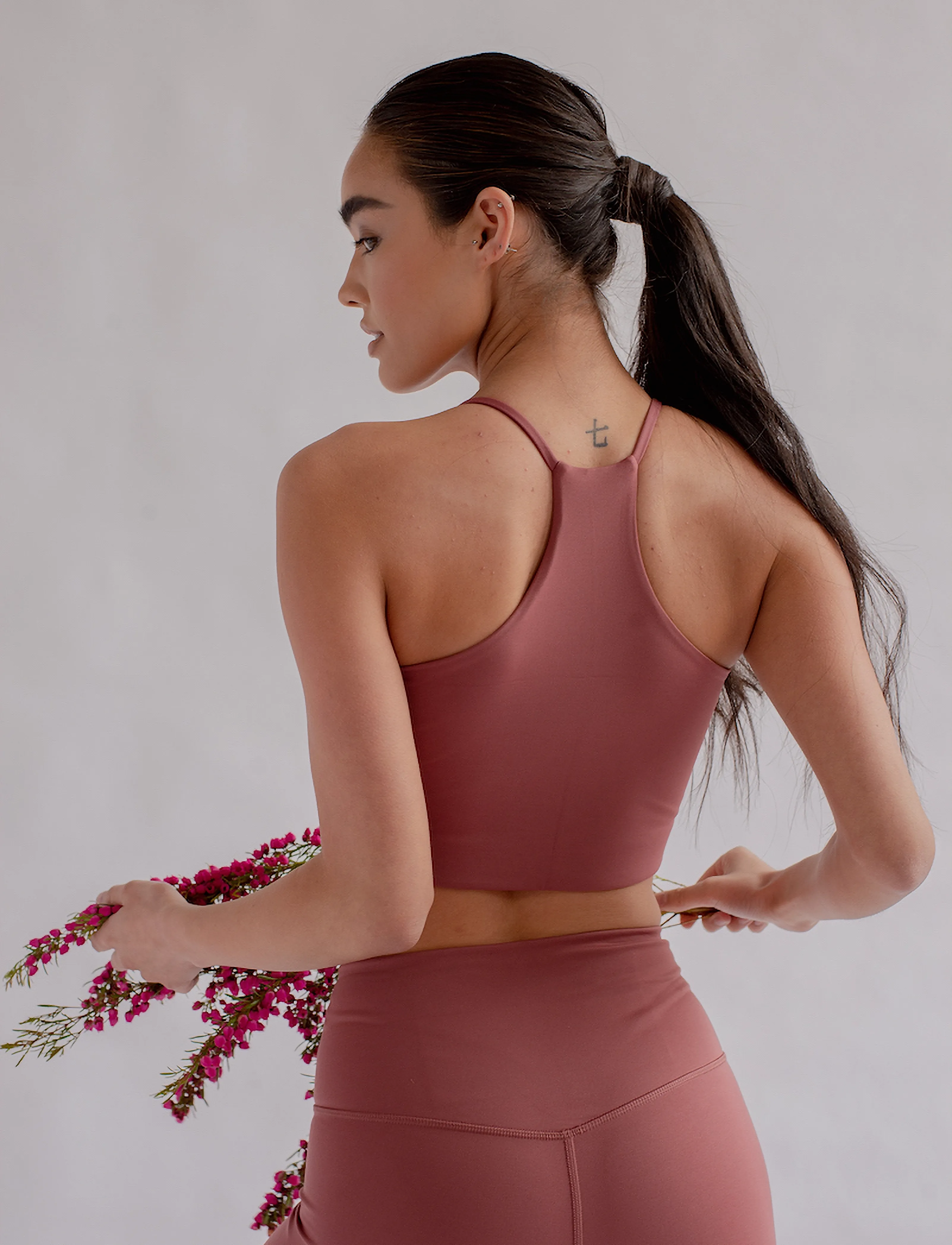 Girlfriend Collective - Float Cleo Halter Bra - sports bh'er: lav støtte - fig - 3