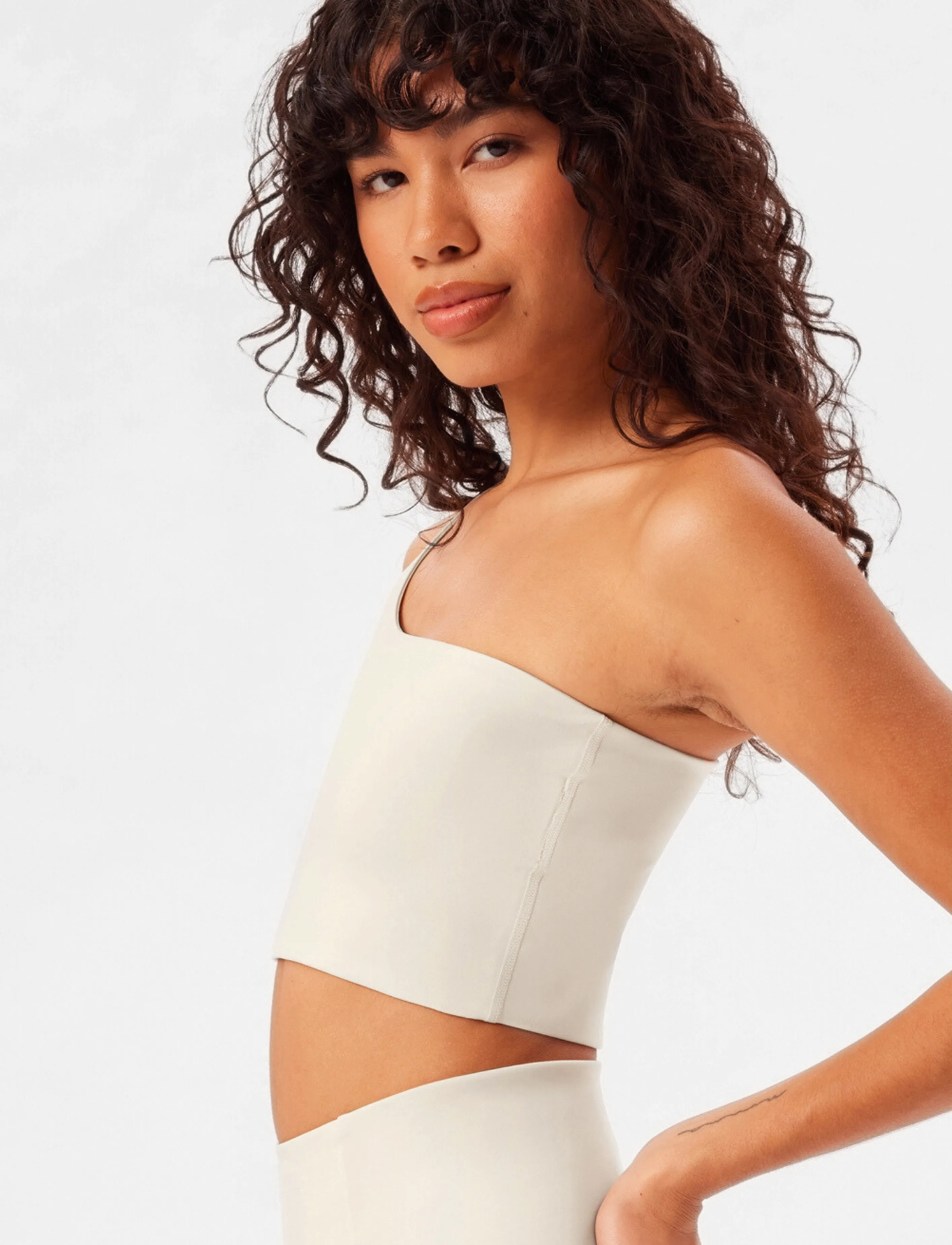 Girlfriend Collective - Bianca Bra, One Shoulder - medium support - arctic wolf - 4