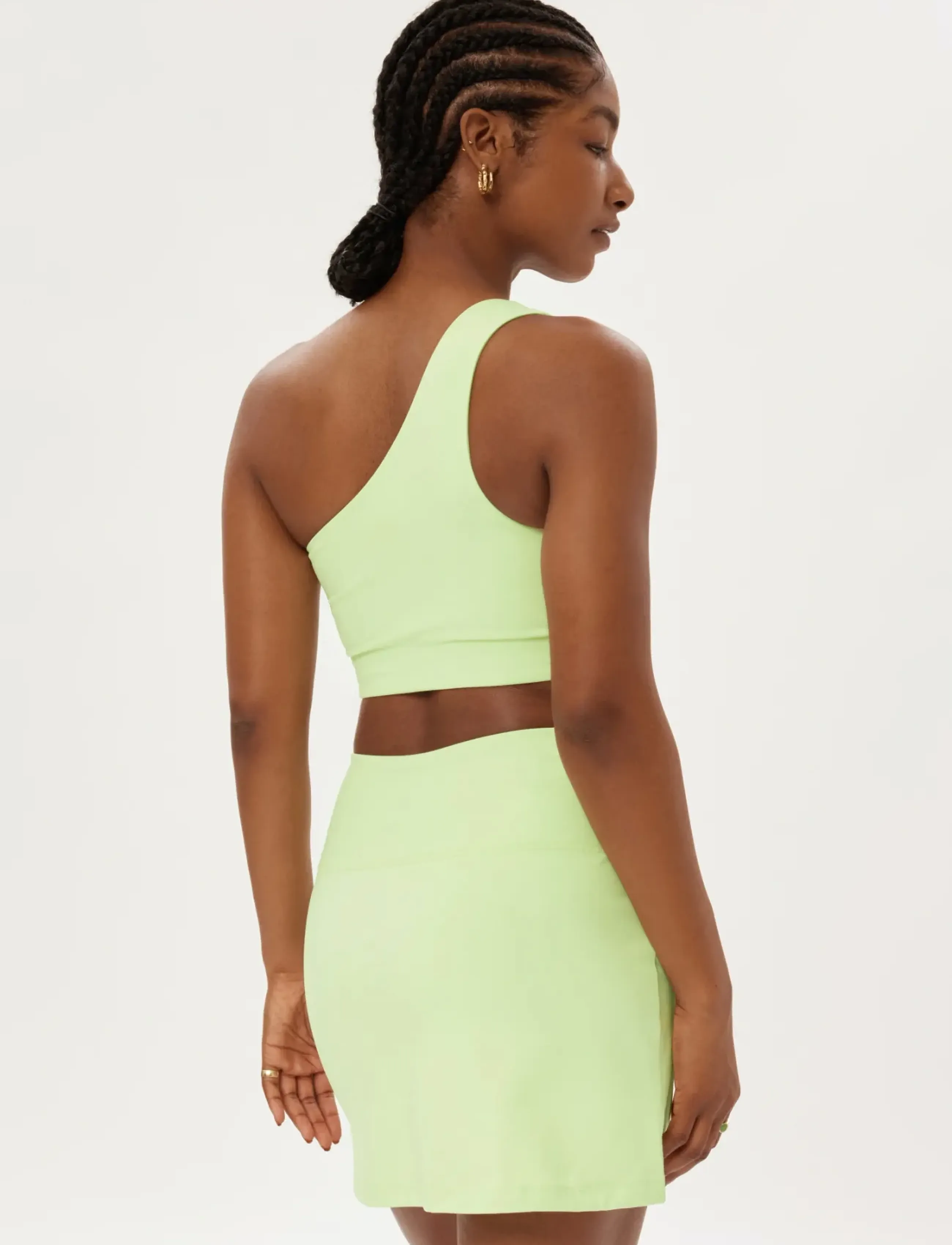 Girlfriend Collective - Bianca Bra, One Shoulder - sports bh'er: medium støtte - green tea - 3