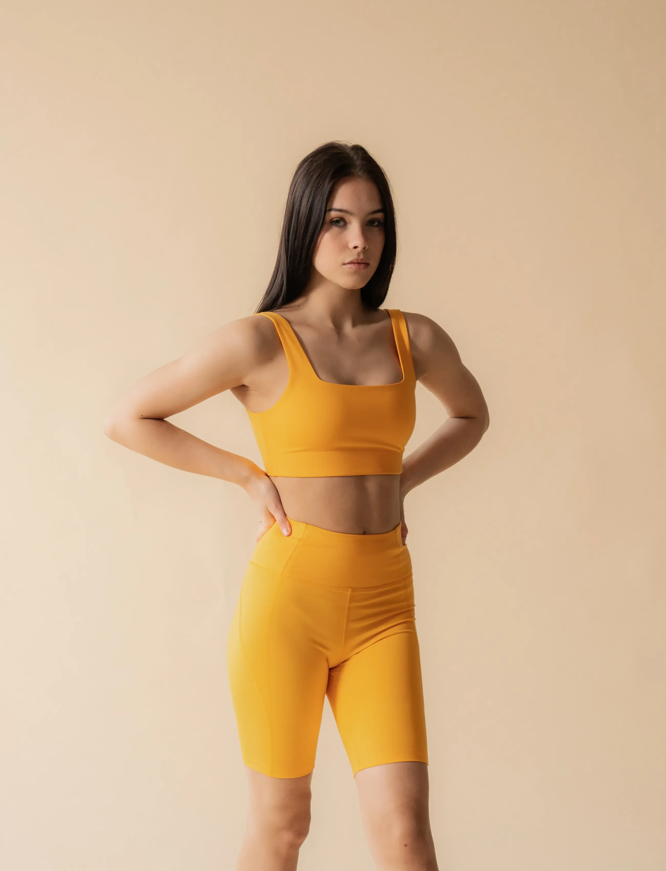 Girlfriend Collective - Tommy Bra, Square-Neck - sports bh'er: medium støtte - golden glow - 0