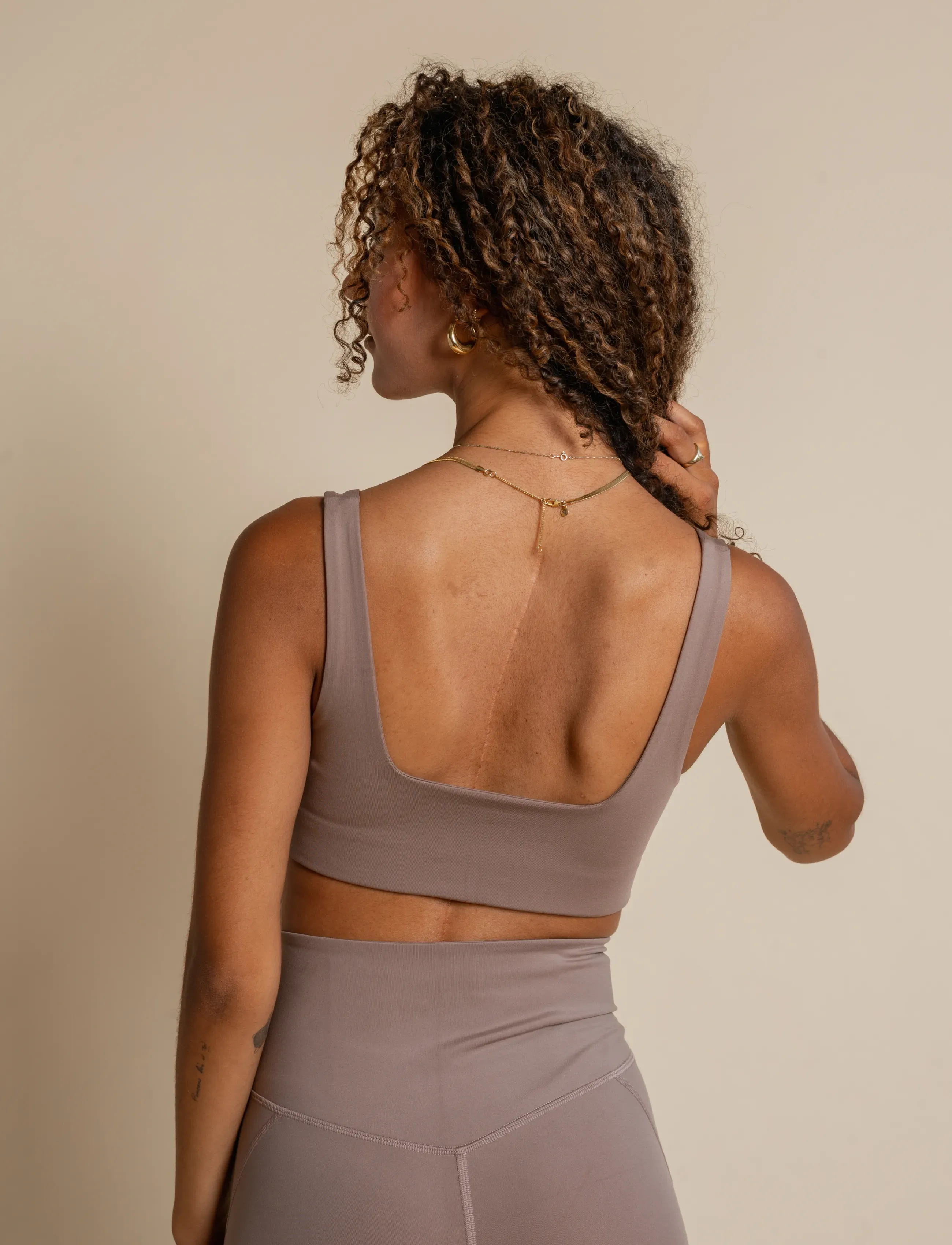 Girlfriend Collective - Tommy Bra, Square-Neck - sports bh'er: medium støtte - limestone - 3