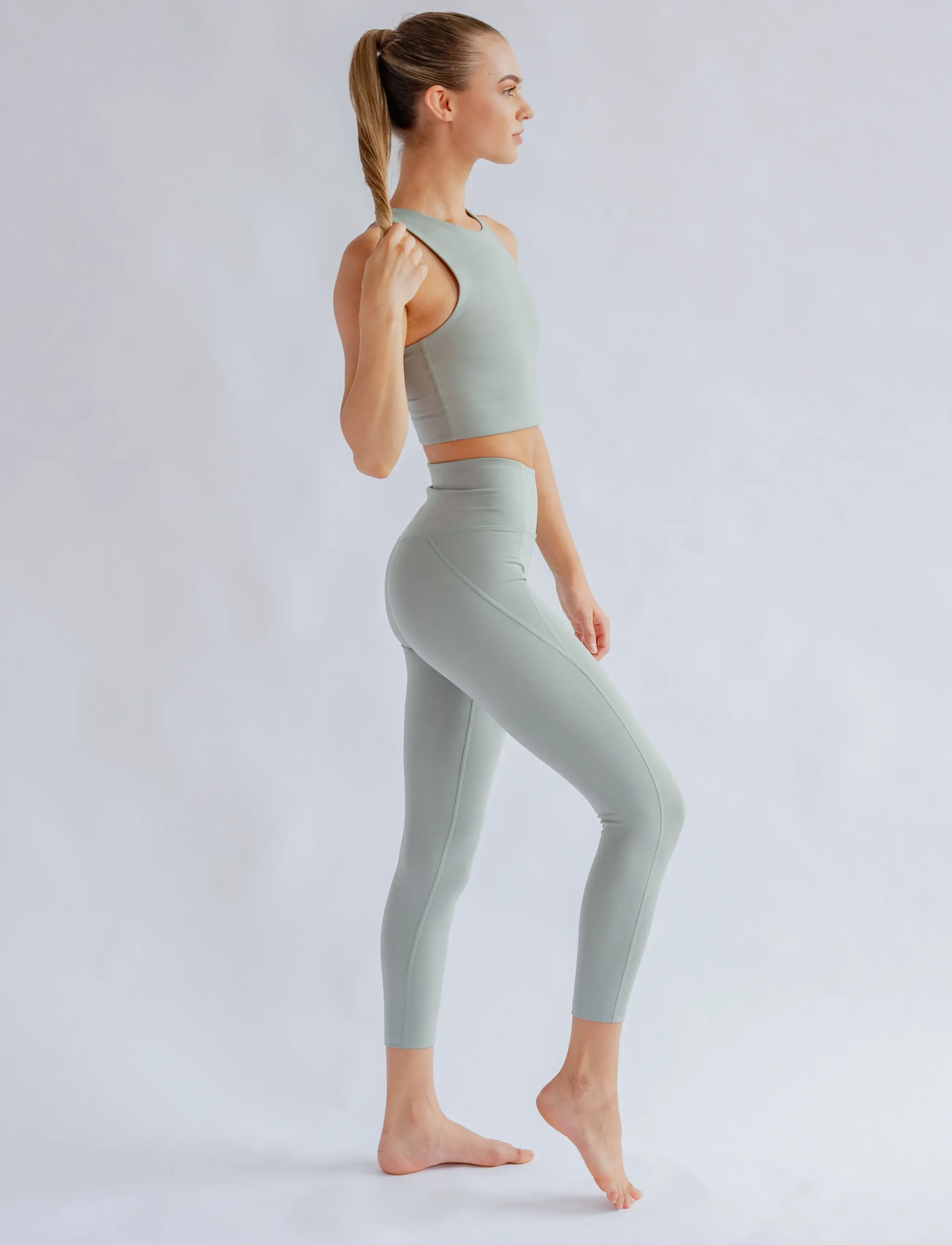 Girlfriend Collective - Dylan Bra - sport-bh: medium support - agave - 5