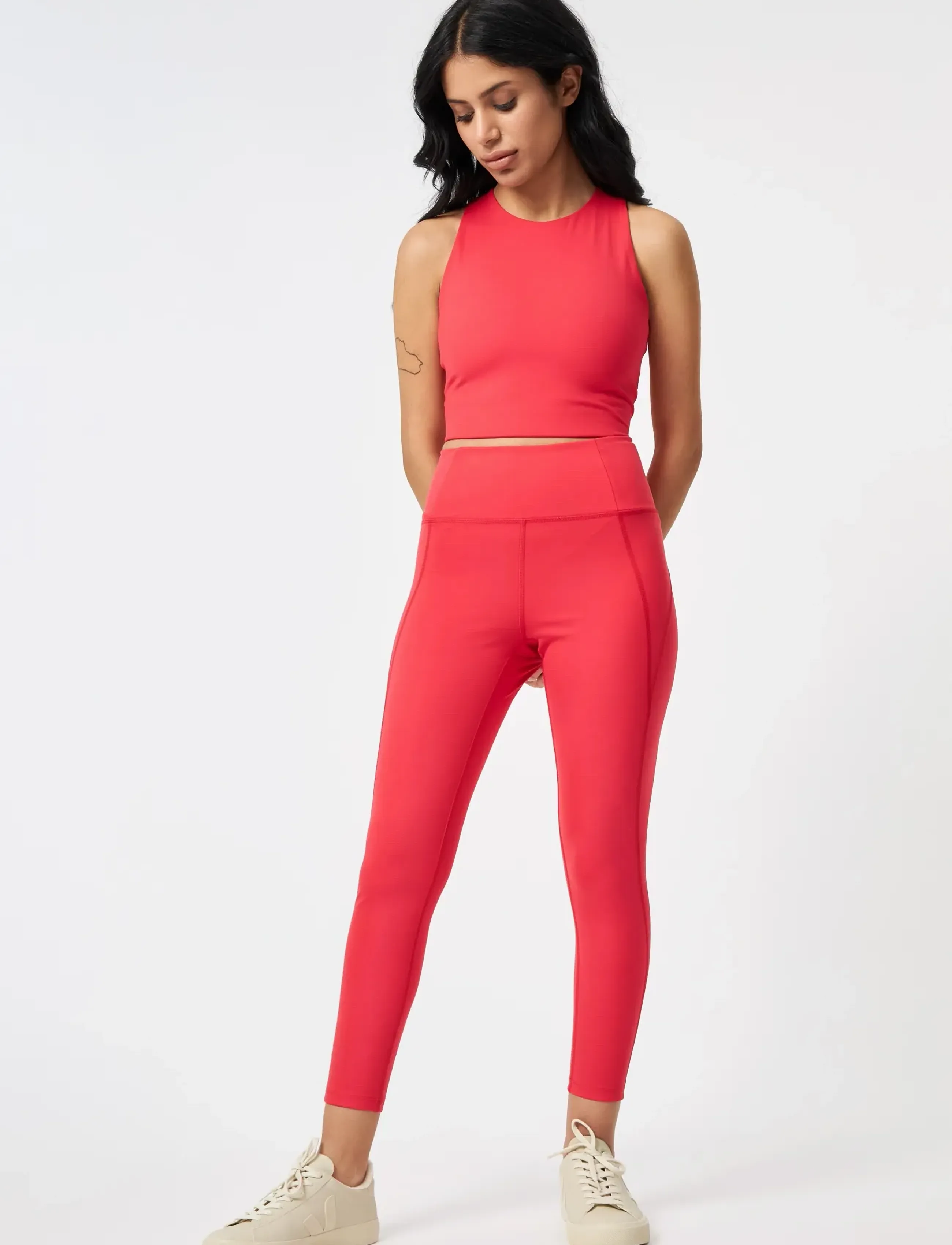 Girlfriend Collective - Dylan Bra - sports bh'er: medium støtte - cherry - 4