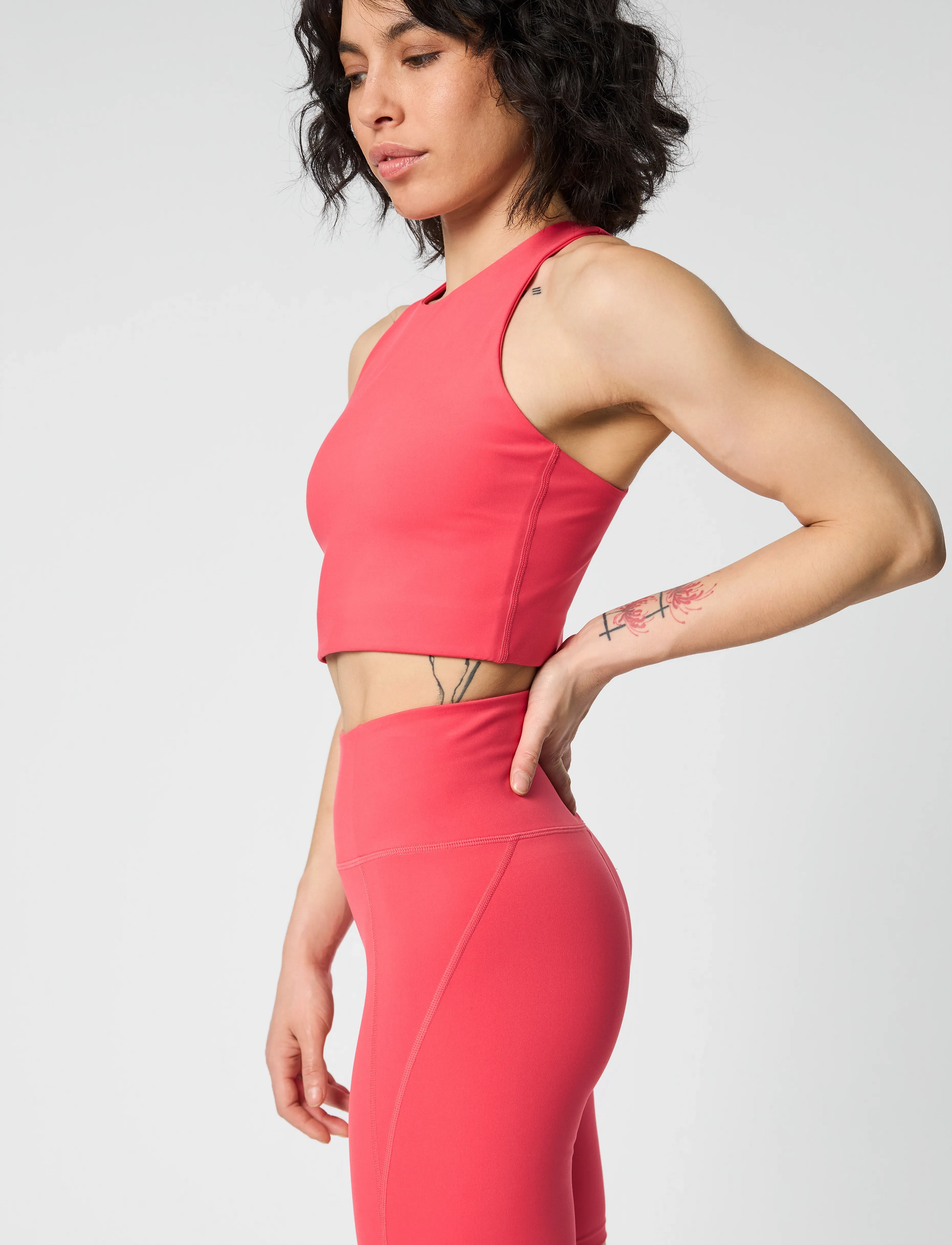 Girlfriend Collective - Dylan Bra - sports bh'er: medium støtte - geranium - 4