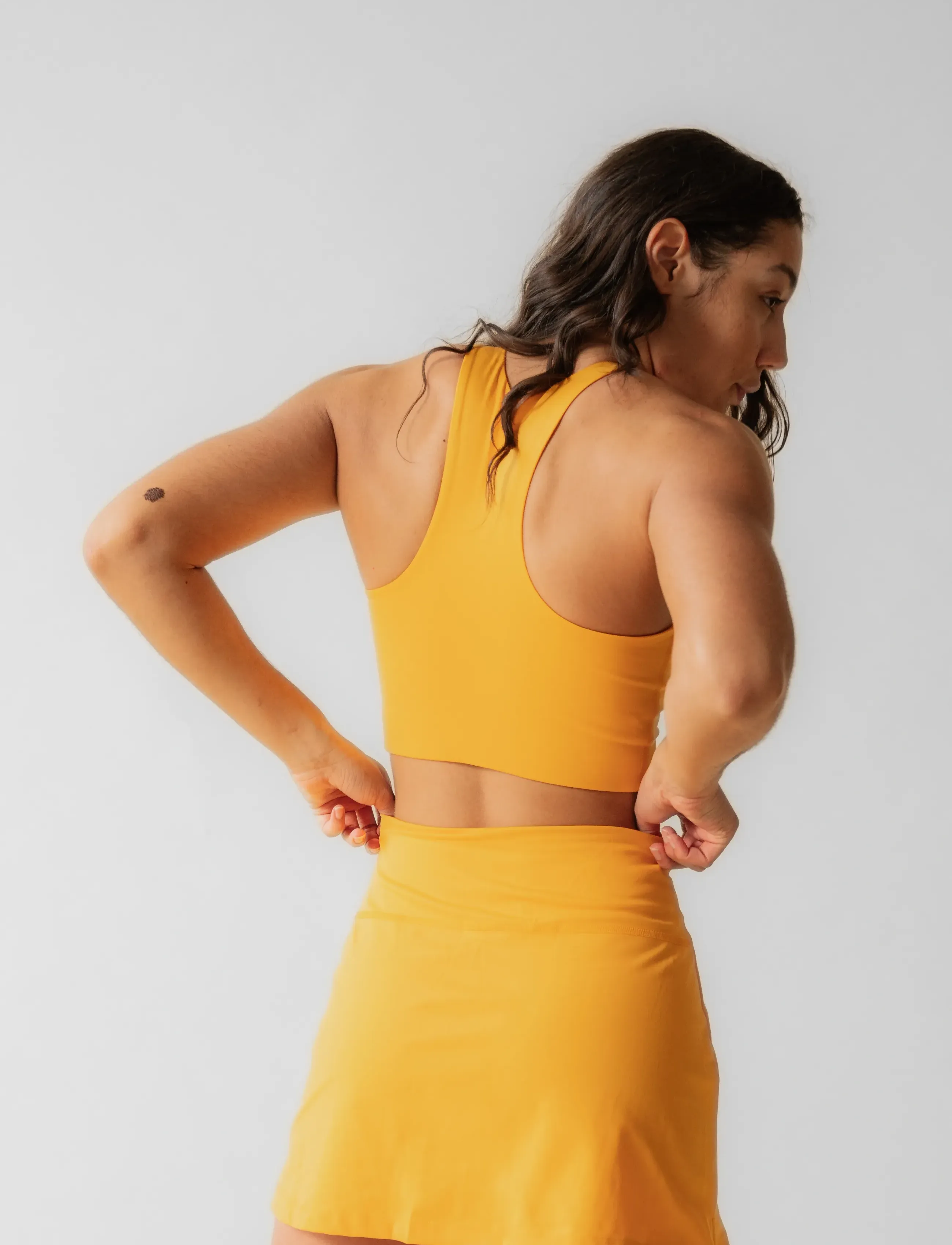 Girlfriend Collective - Dylan Bra - sport-bhs: mittlerer halt - golden glow - 5