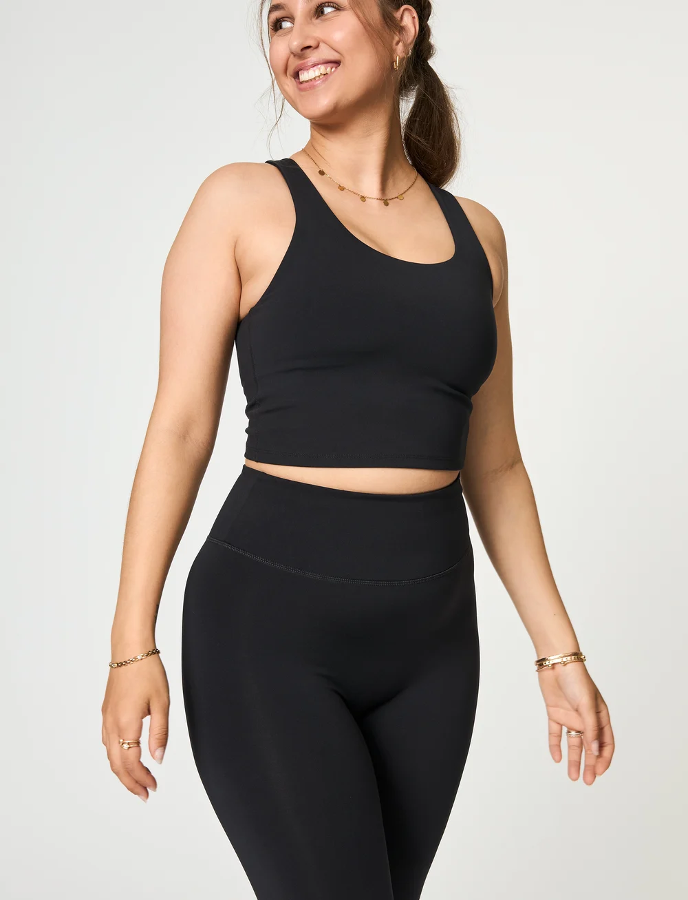 Girlfriend Collective - Luxe Scoop Tank - treenitopit - black - 3