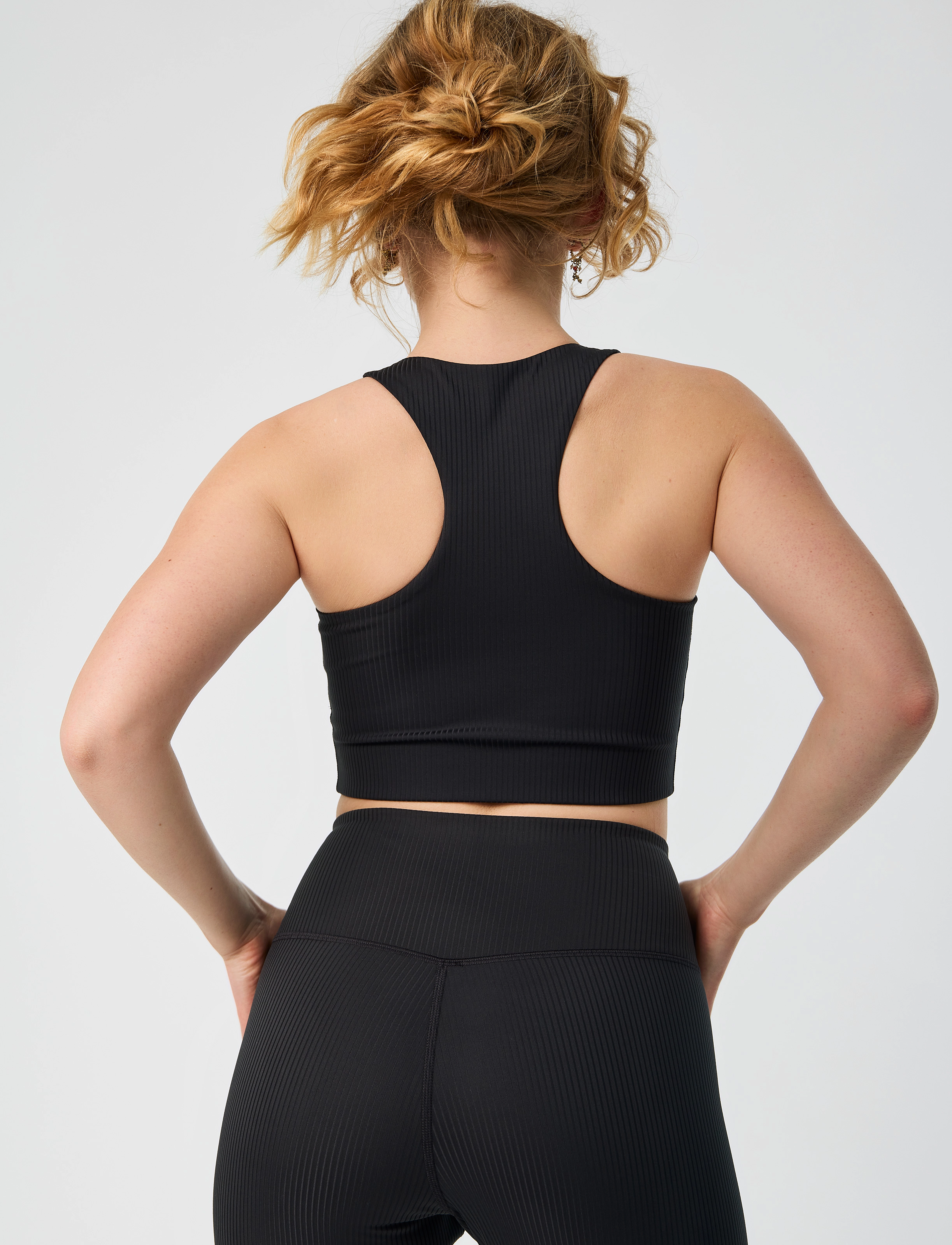 Girlfriend Collective - Rib Paloma Bra - mittlerer halt - black - 4