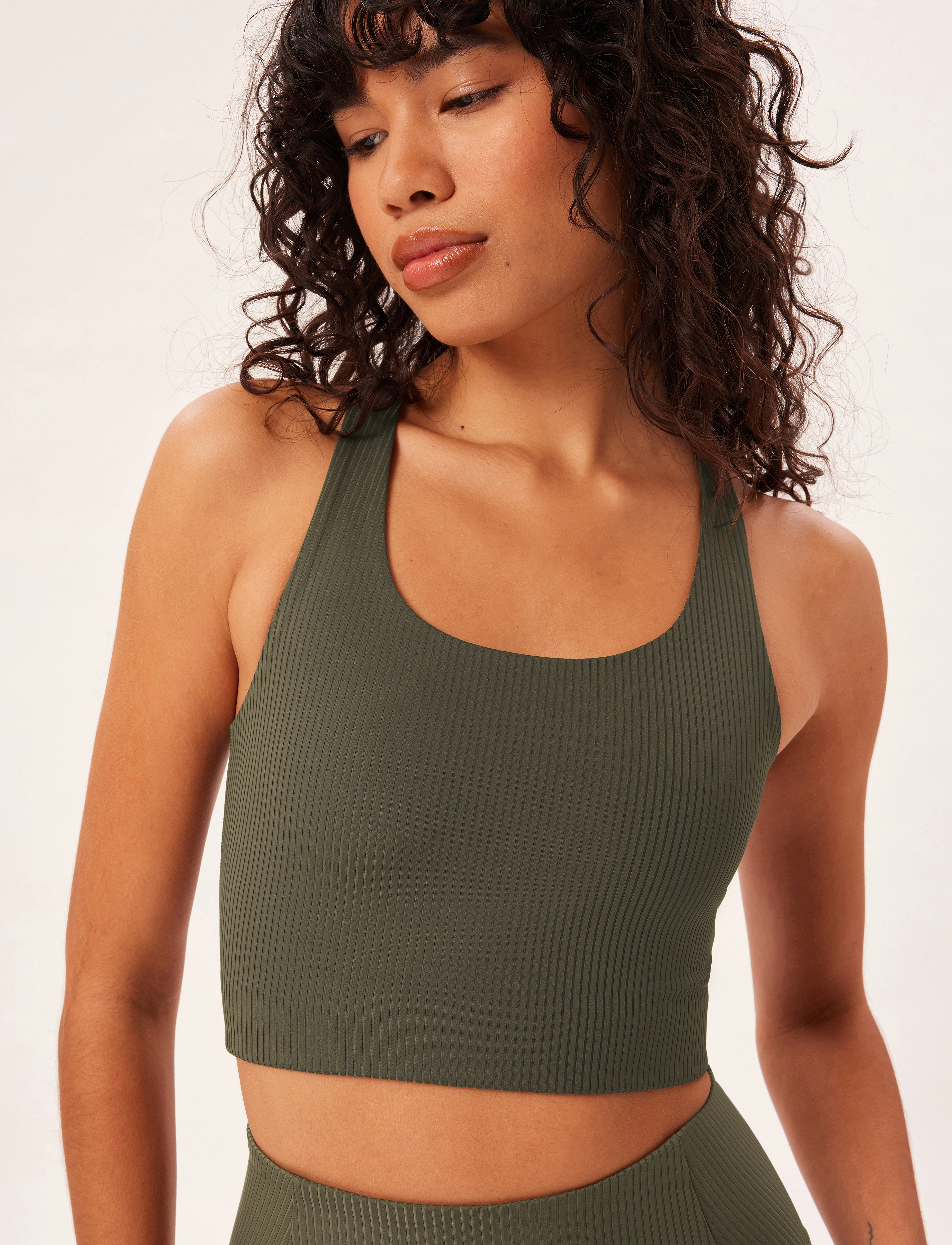 Girlfriend Collective - Rib Paloma Bra - sports bh'er: medium støtte - cypress - 2