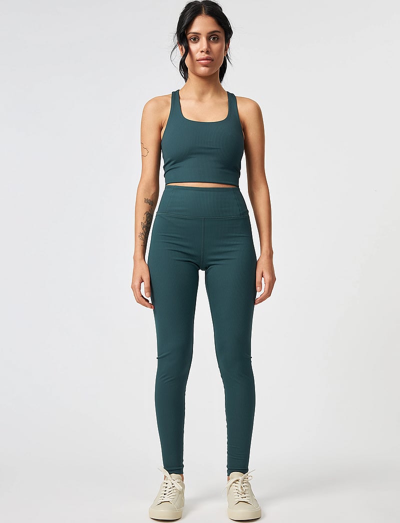 Girlfriend Collective - Rib Paloma Bra - medium støtte - moss - 0