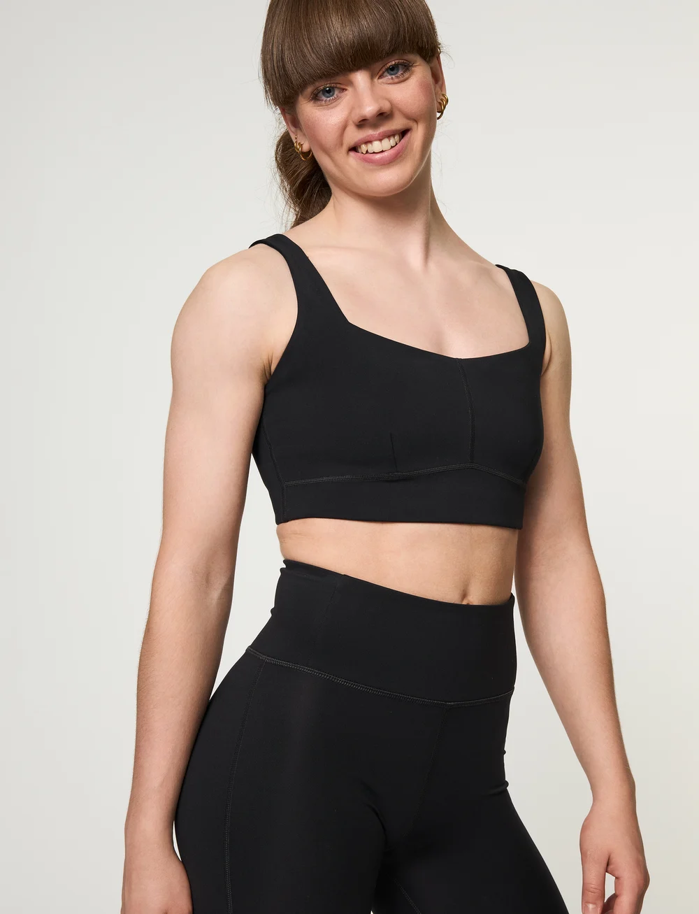 Girlfriend Collective - Luxe Addison Bra - medium støtte - black - 0