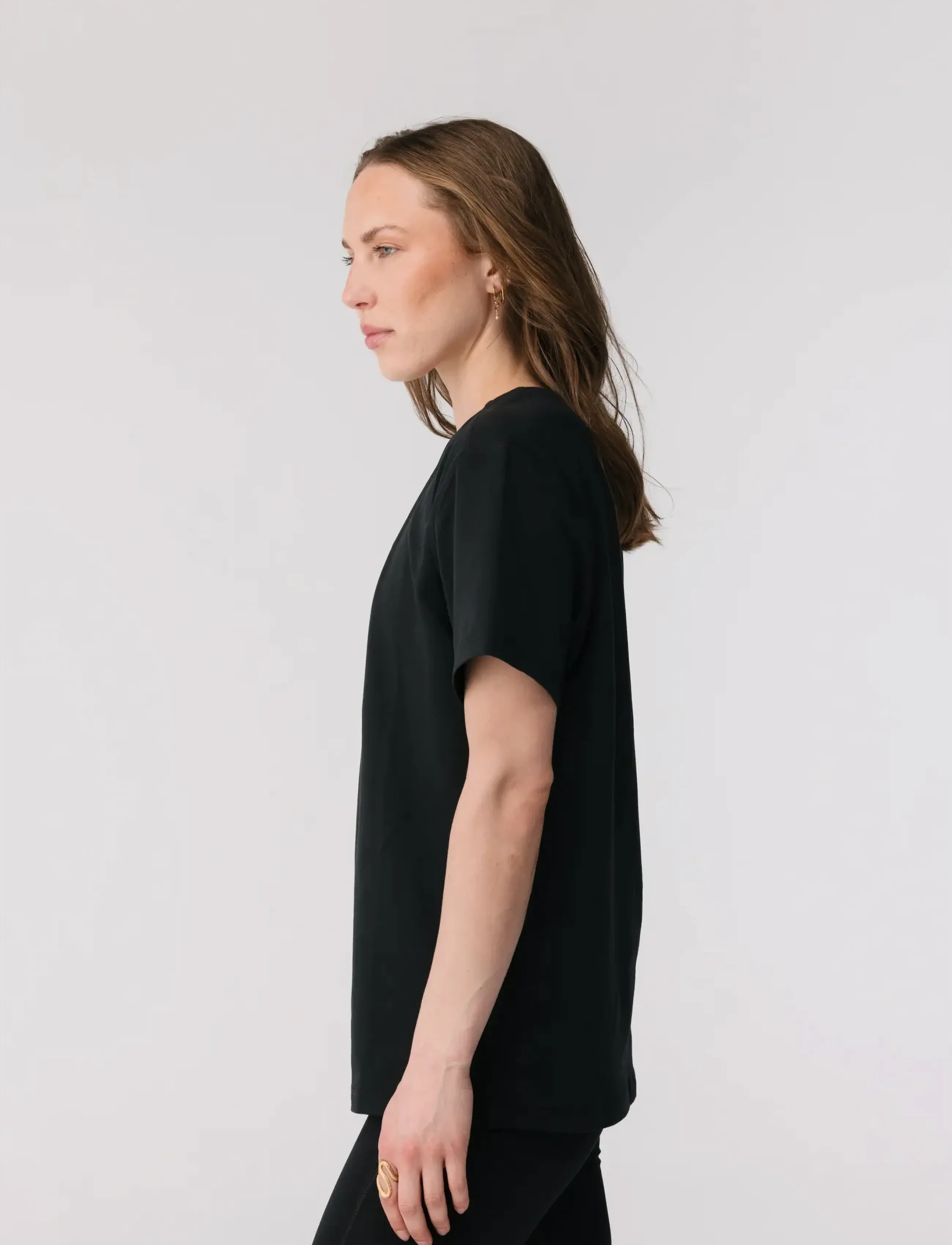 Girlfriend Collective - Reset Relaxed Workout Tee - sportinės palaidinukės - black - 4