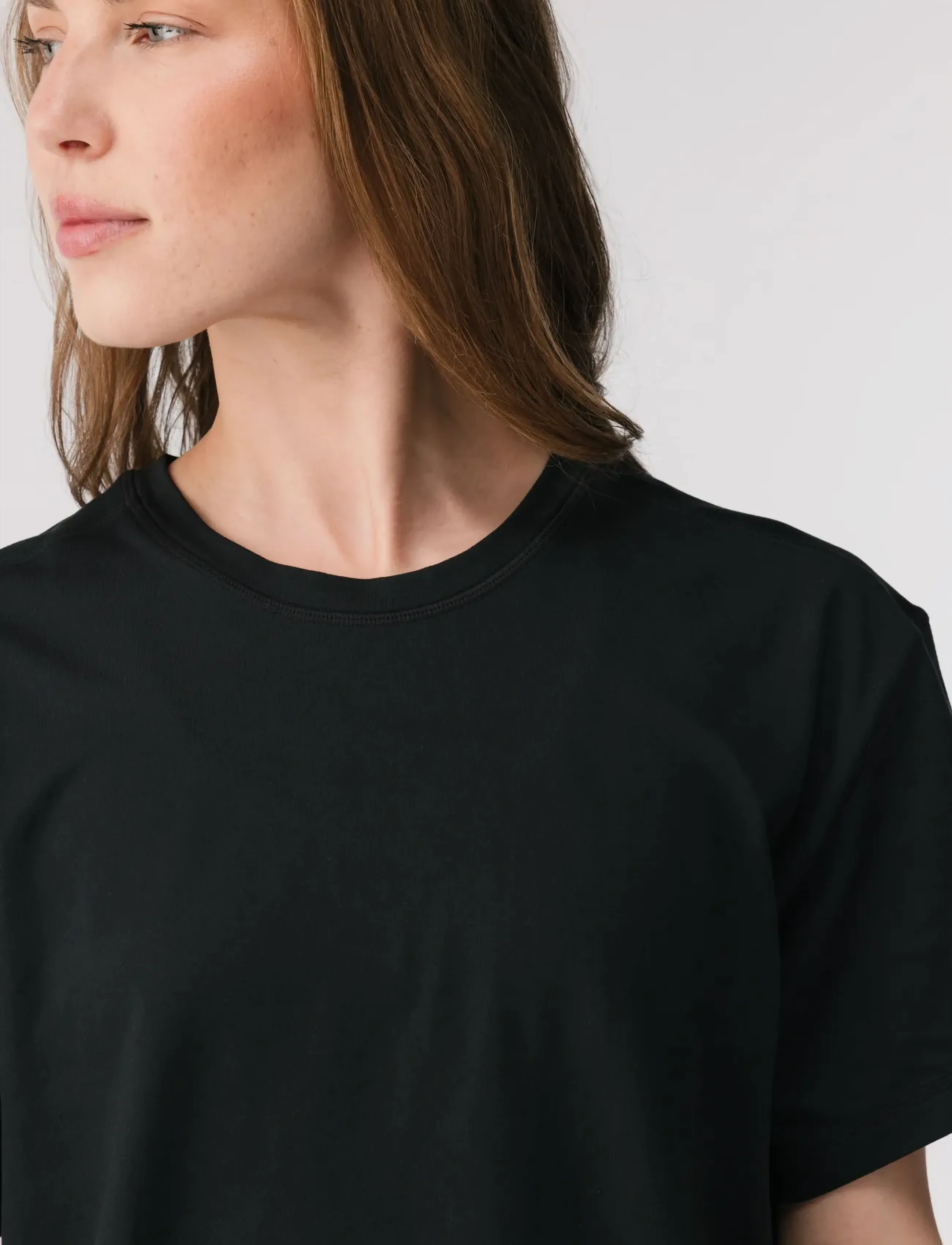 Girlfriend Collective - Reset Relaxed Workout Tee - sportinės palaidinukės - black - 5