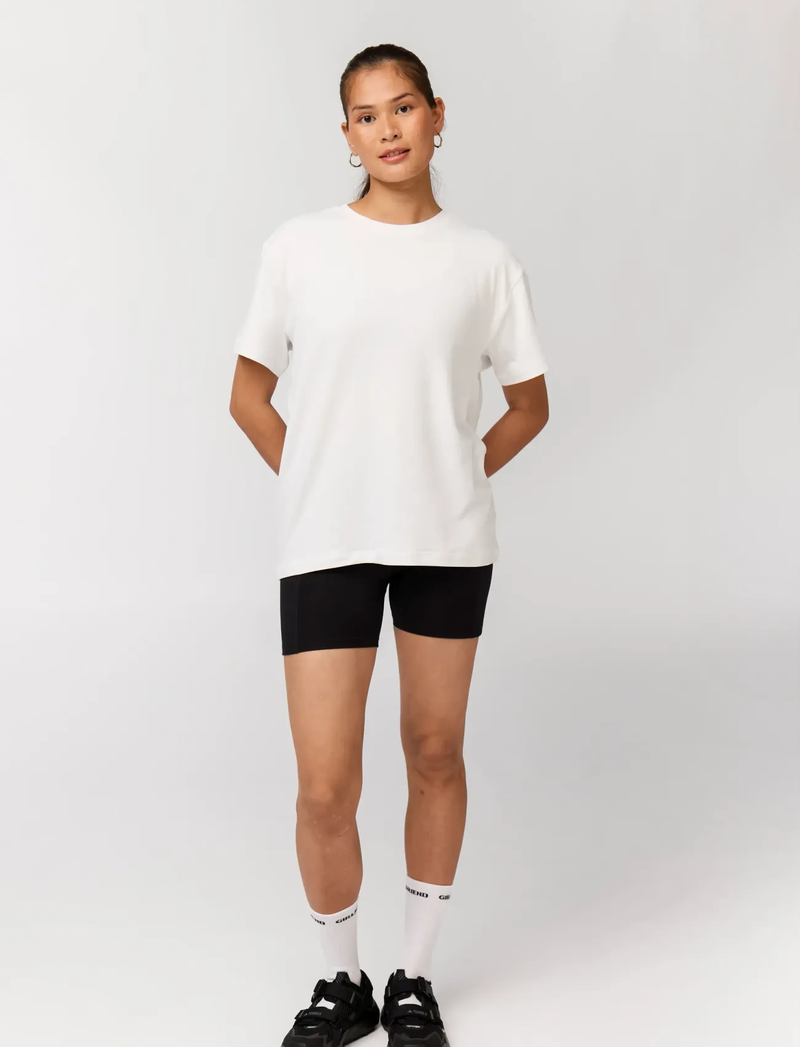 Girlfriend Collective Reset Relaxed Workout Tee, Kvinder, Afslappet Trænings T-shirt, Hvid, Str: S
