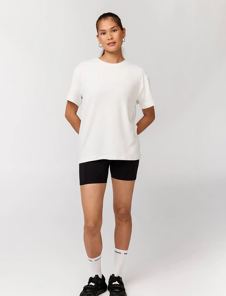 Girlfriend Collective - Reset Relaxed Workout Tee - t-shirts - bright white - 0