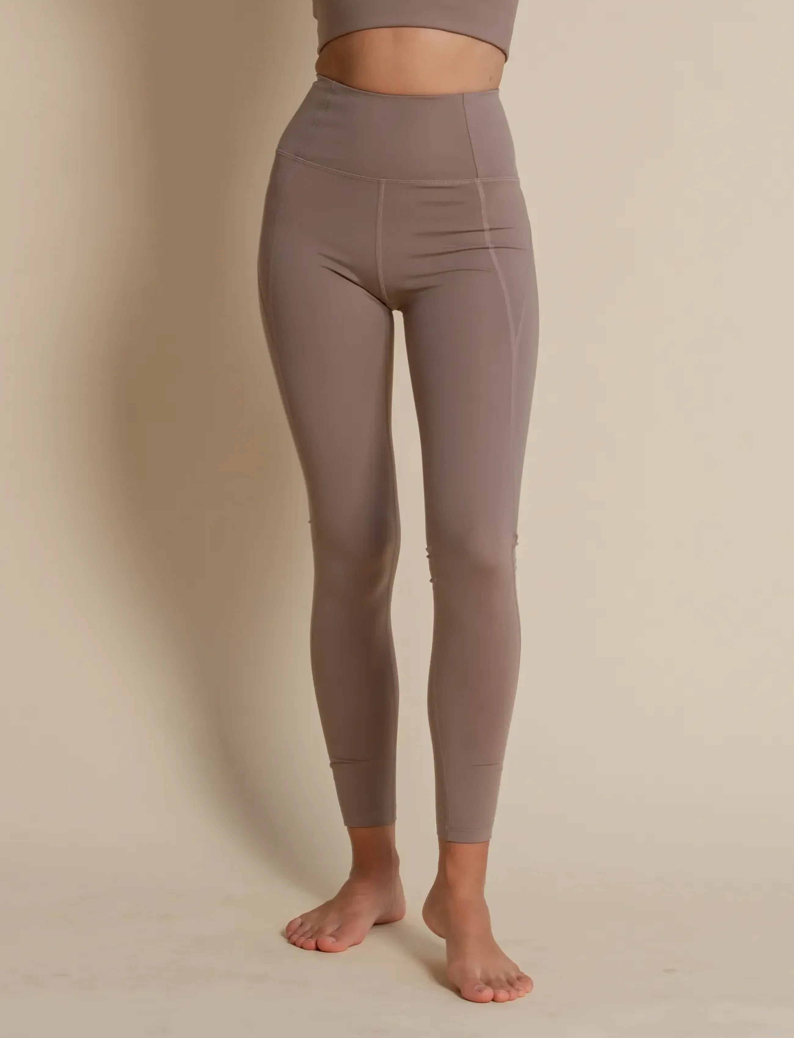 Girlfriend Collective - Compressive High-Rise Legging, Long - fuld længde - limestone - 0
