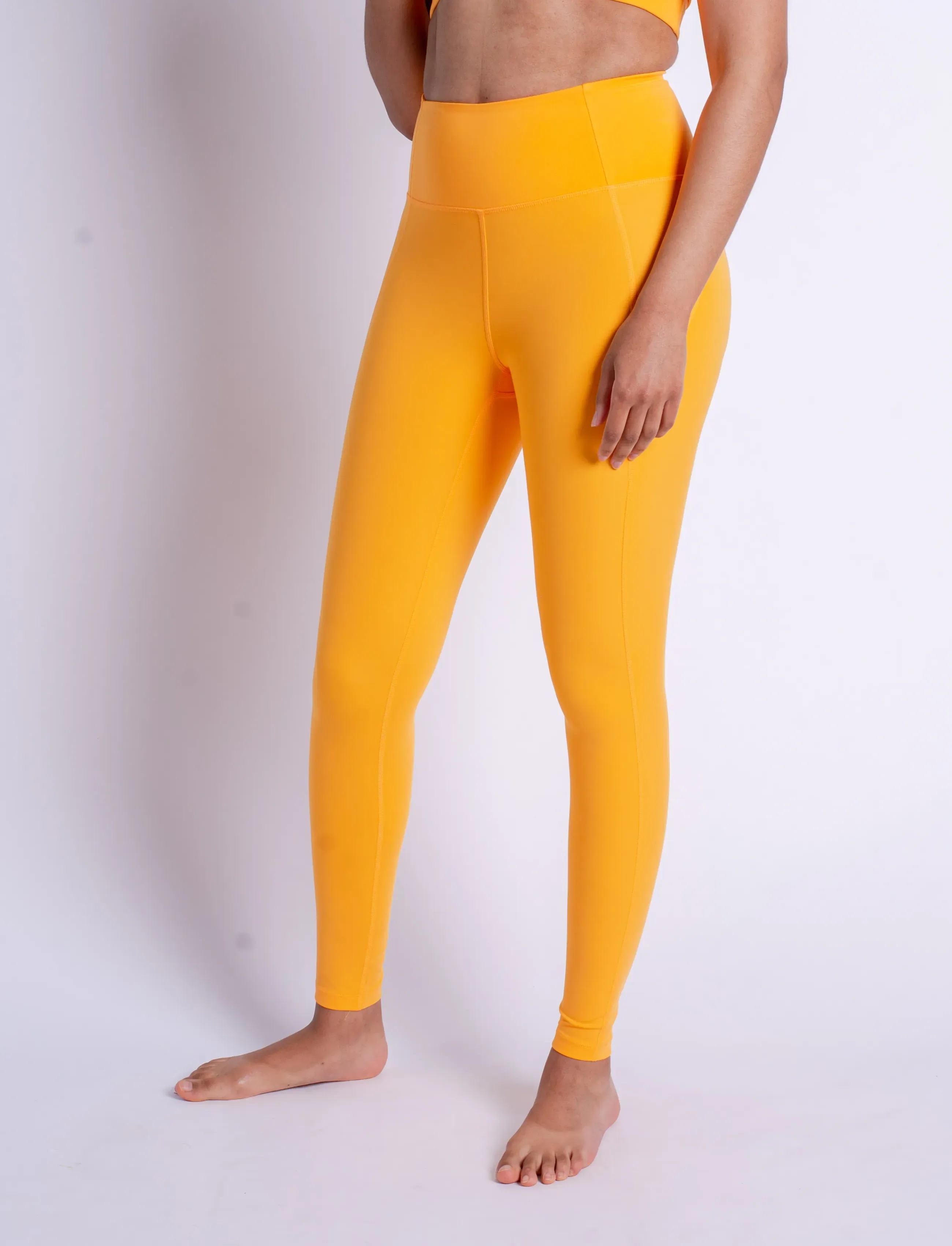 Girlfriend Collective - Compressive High-Rise Legging, Long - fuld længde - orange zest - 5