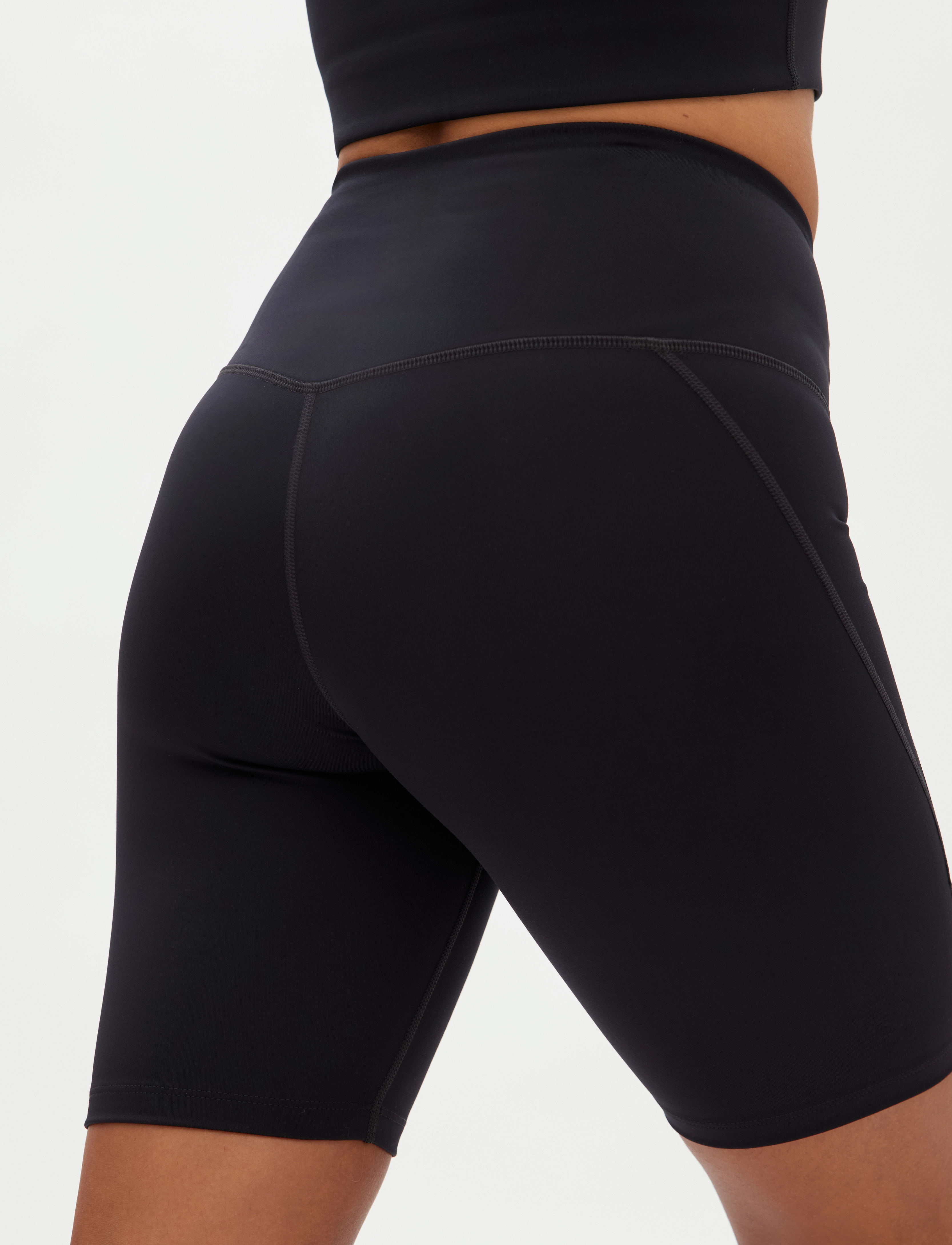 Girlfriend Collective Compressive High-Rise Bike Shorts dam – bild 5