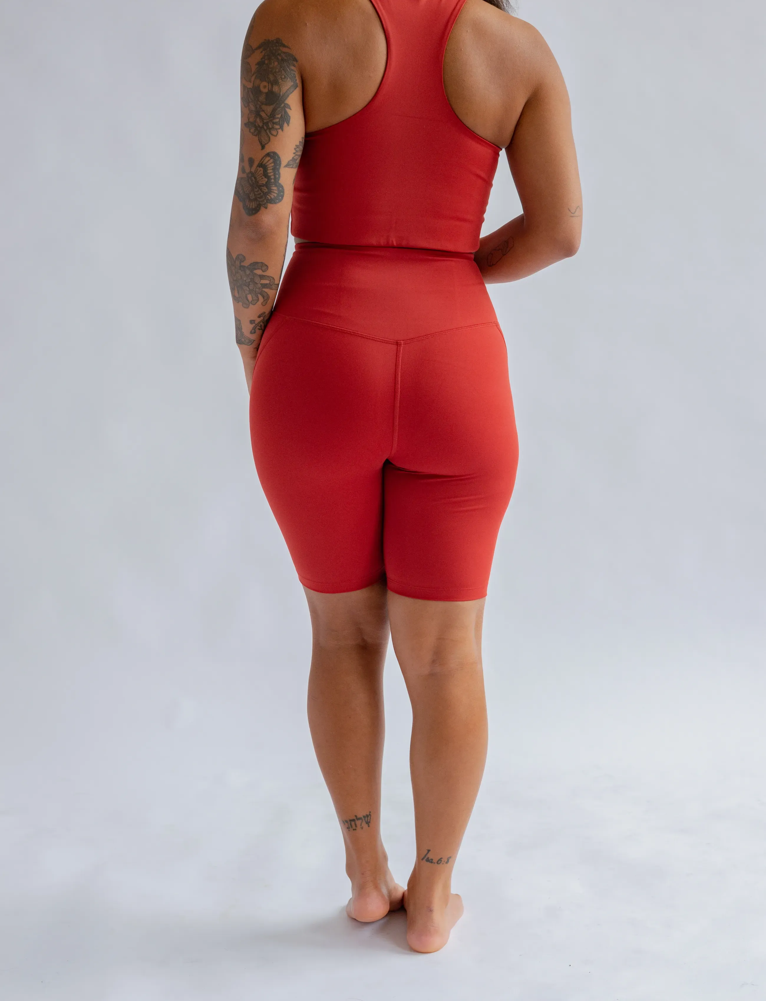 Girlfriend Collective - Compressive High-Rise Bike Shorts - laveste priser - ember - 5