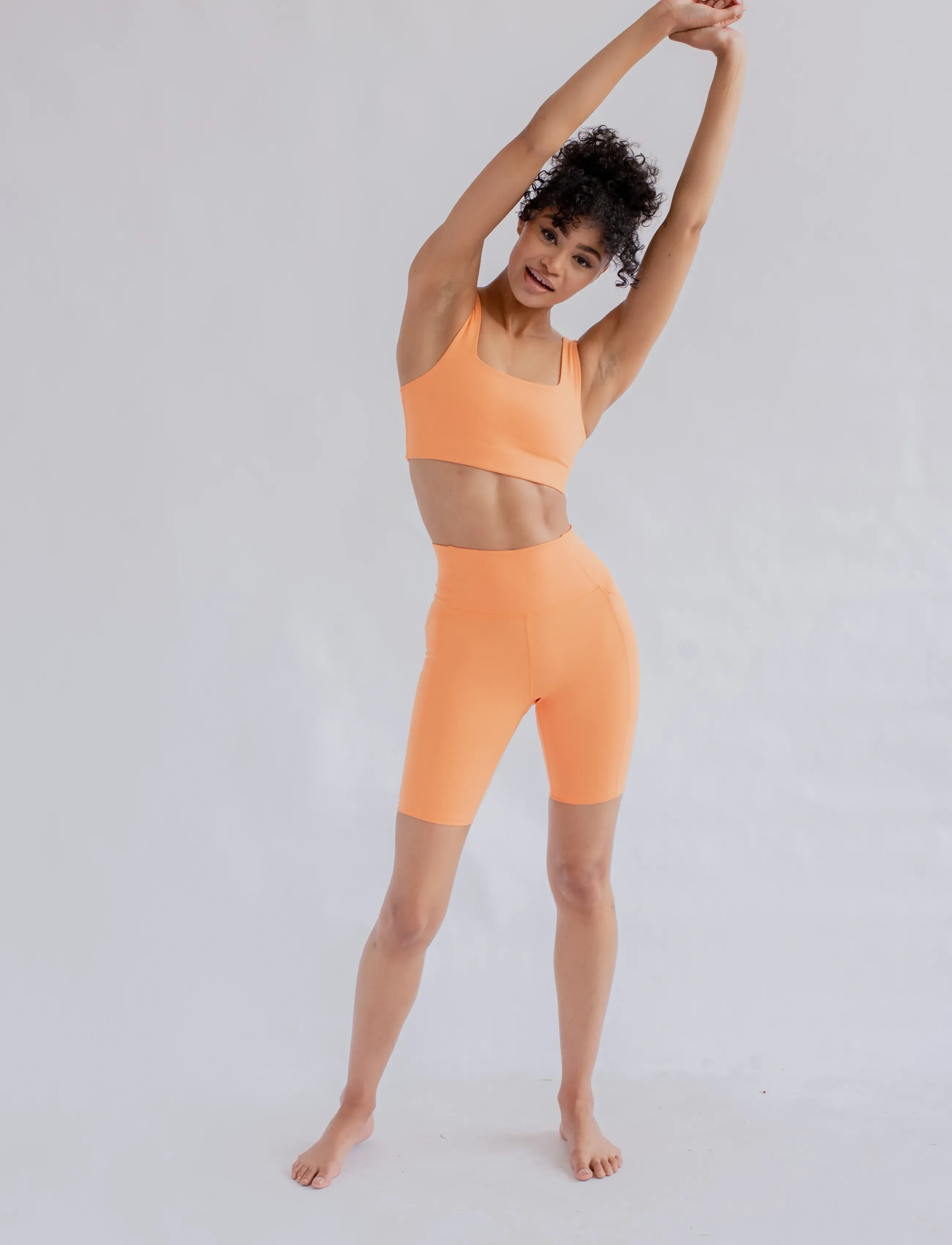 Girlfriend Collective - Compressive High-Rise Bike Shorts - trainings-shorts - horizon - 5