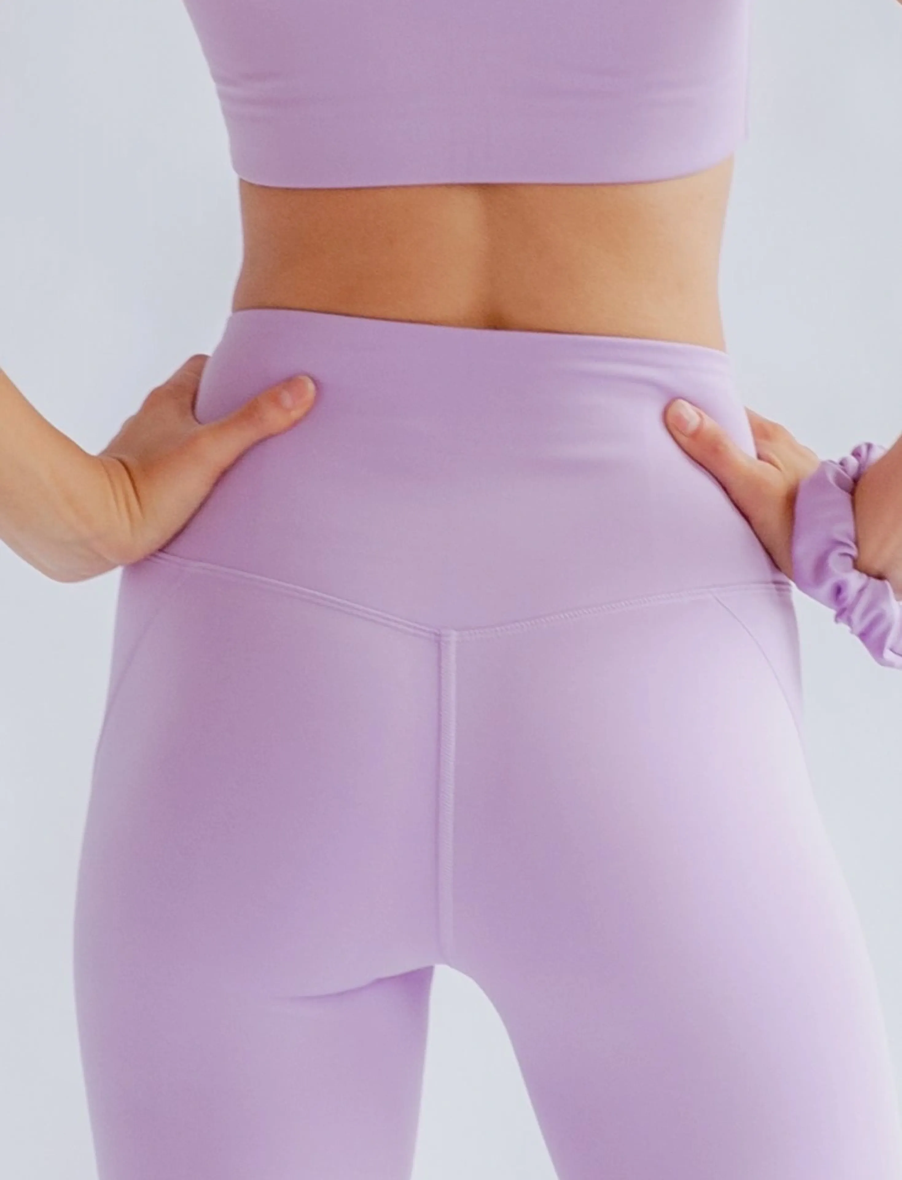 Girlfriend Collective - Compressive High-Rise Bike Shorts - trainings-shorts - lilac - 5