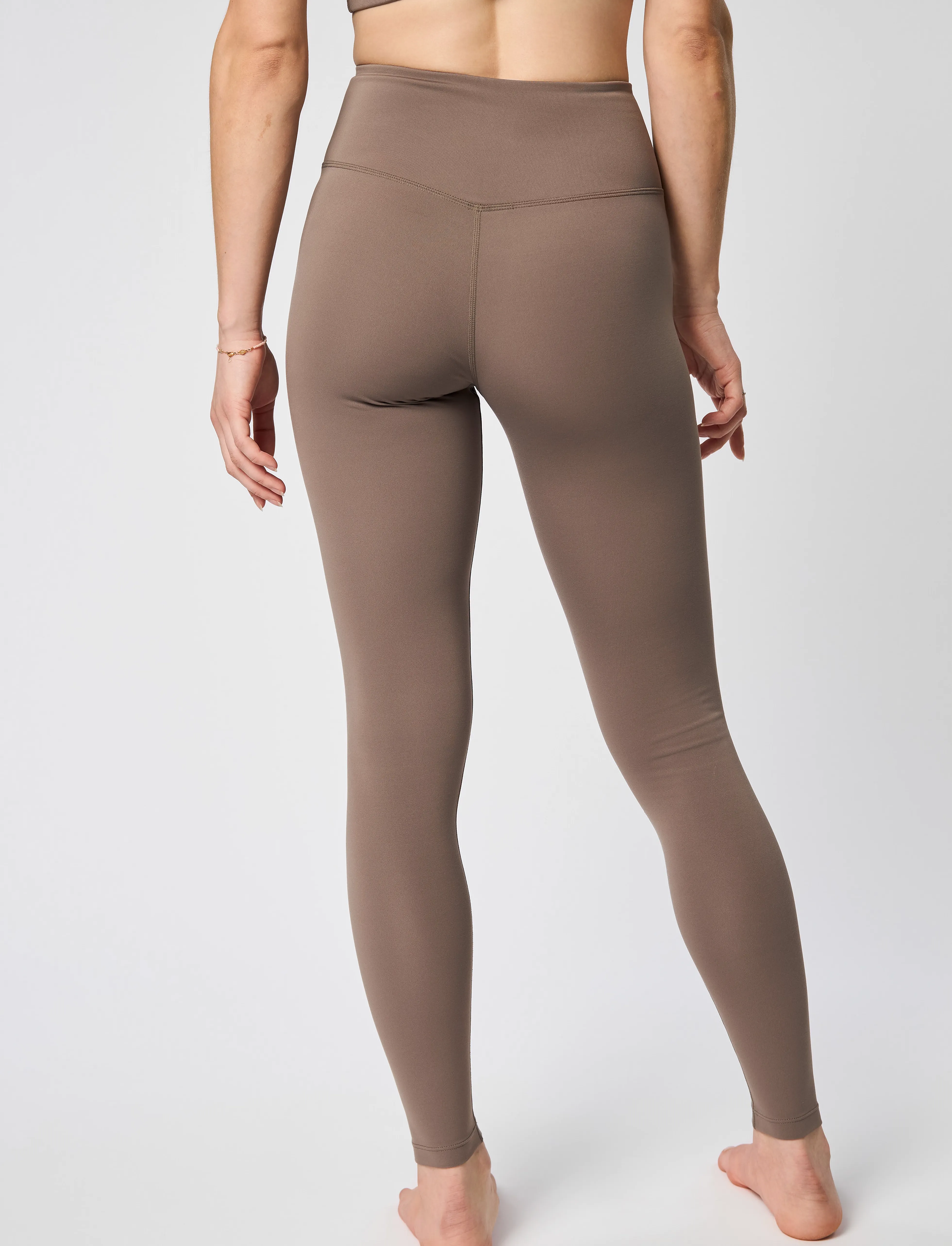 Girlfriend Collective - Float High-Rise Legging, Long - fuld længde - falcon - 4