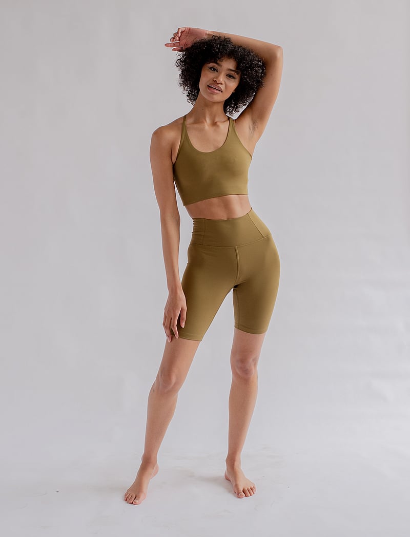 Girlfriend Collective - Float High-Rise Bike Shorts - træningsshorts - fern - 0