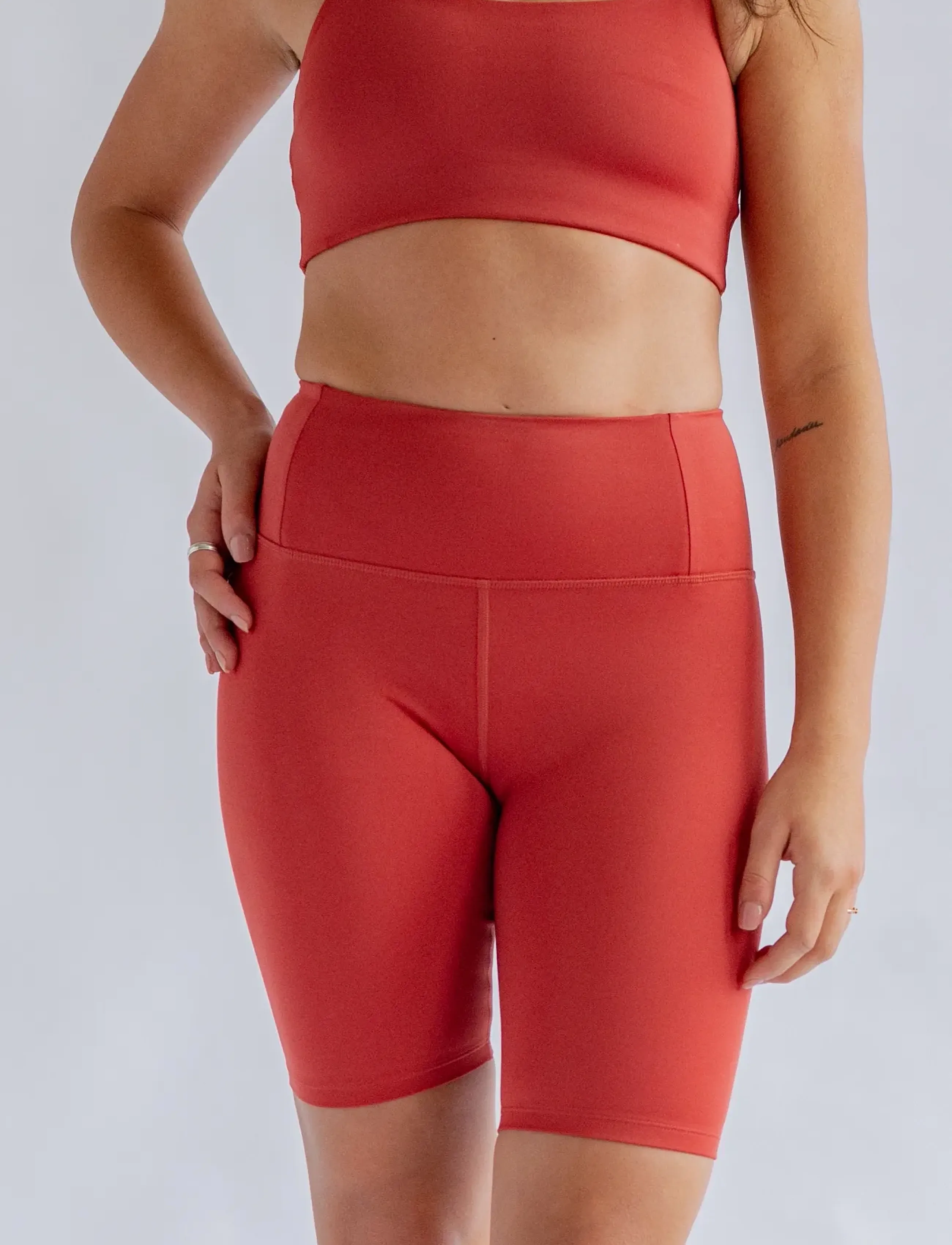 Girlfriend Collective - Float High-Rise Bike Shorts - træningsshorts - lava - 3