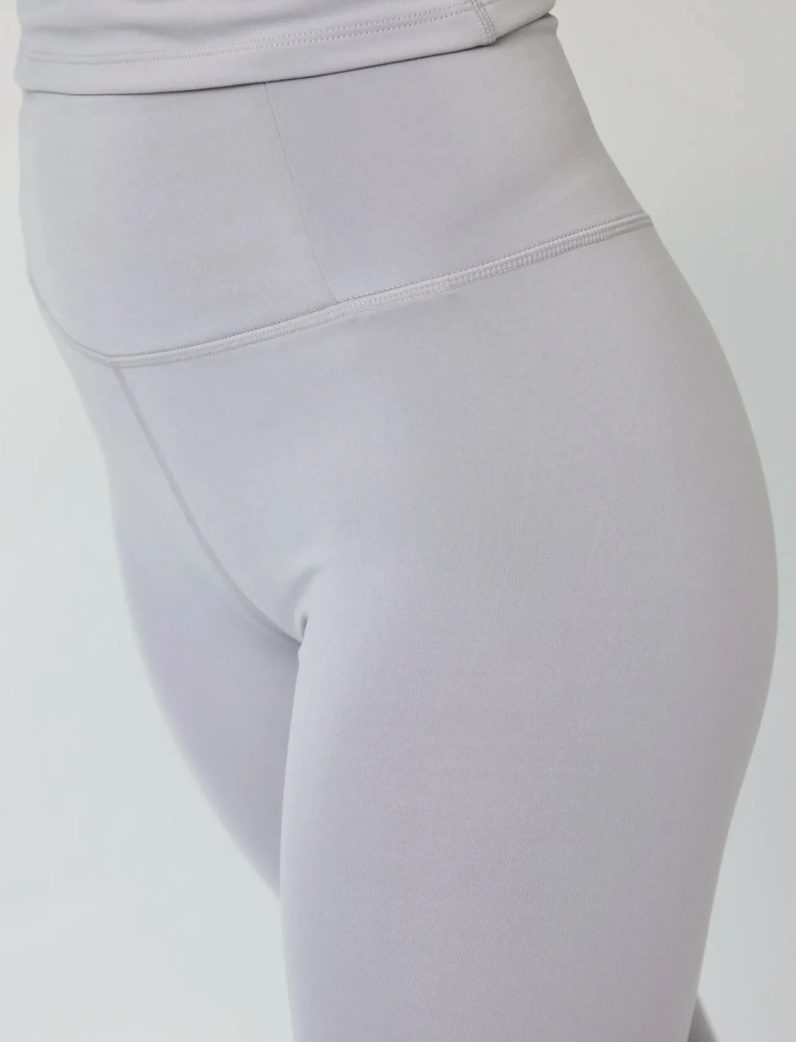 Girlfriend Collective - Float High-Rise Bike Shorts - træningsshorts - lavender gem - 4
