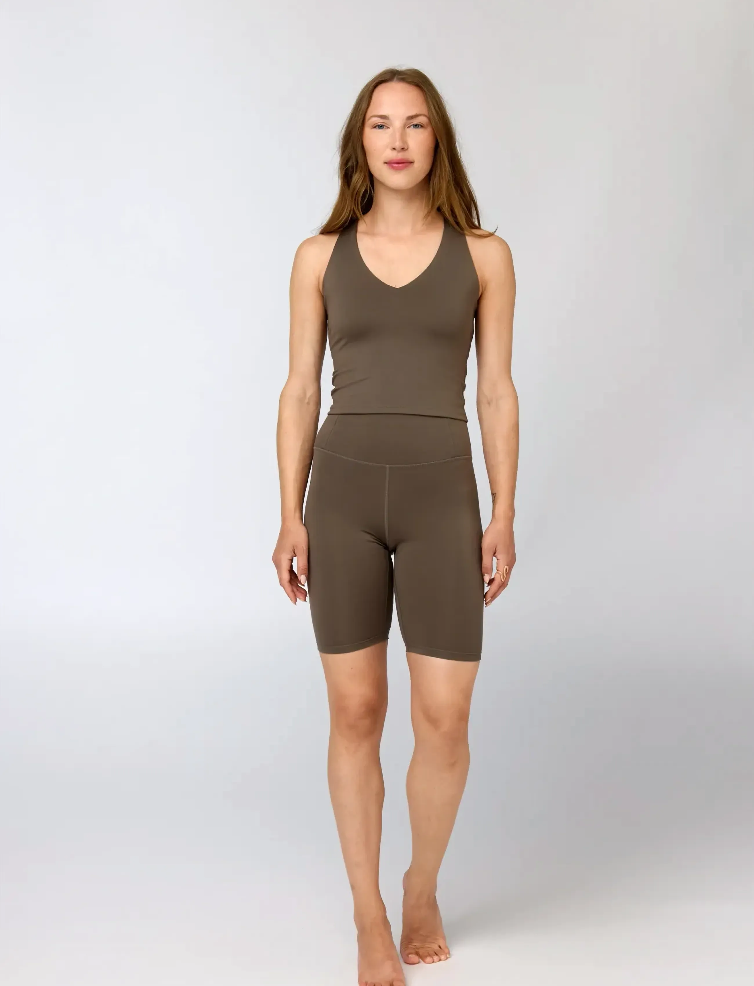 Girlfriend Collective - Float High-Rise Bike Shorts - træningsshorts - mink - 4